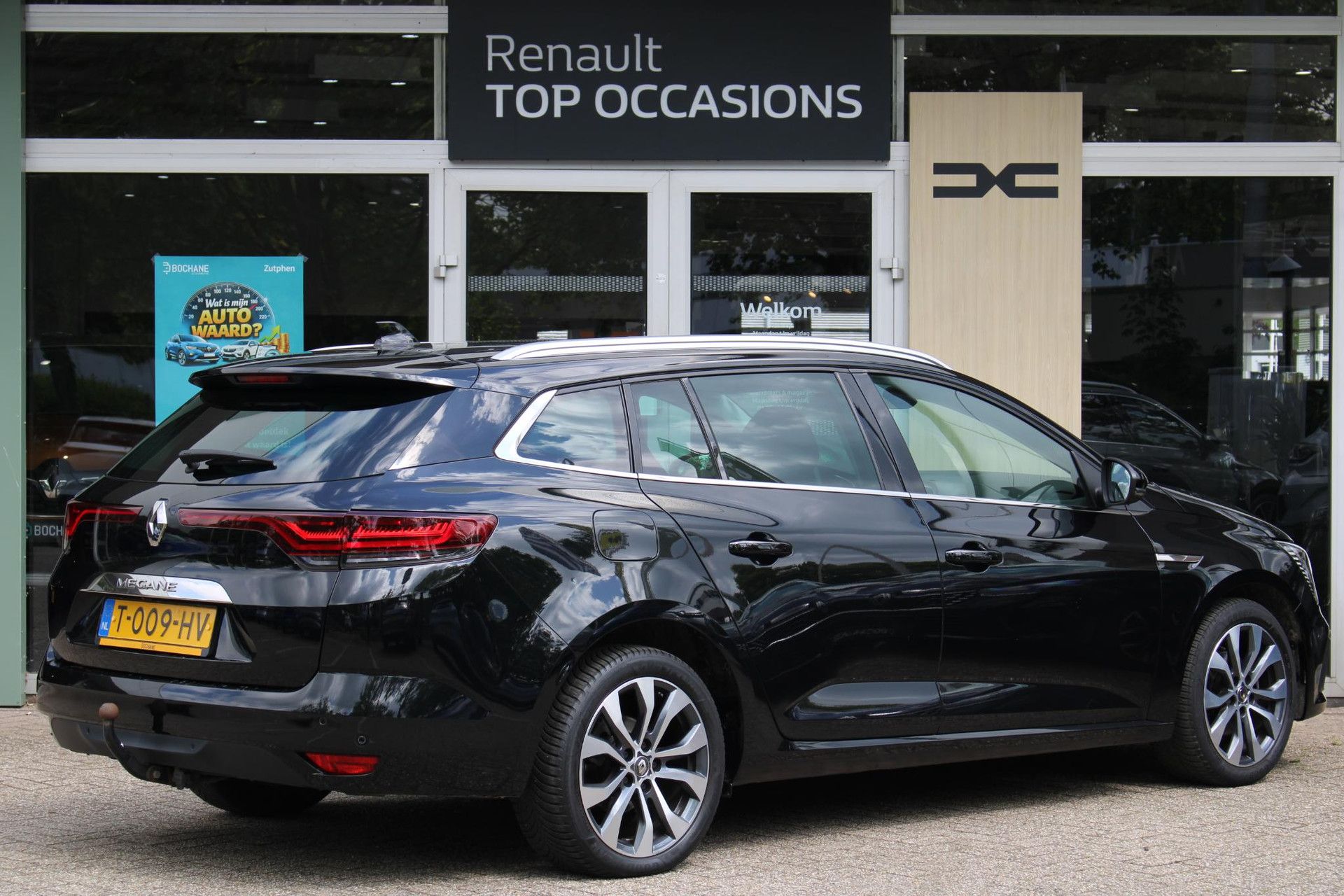 Renault MéganeEstate met kenteken T-009-HV – achteraanzicht