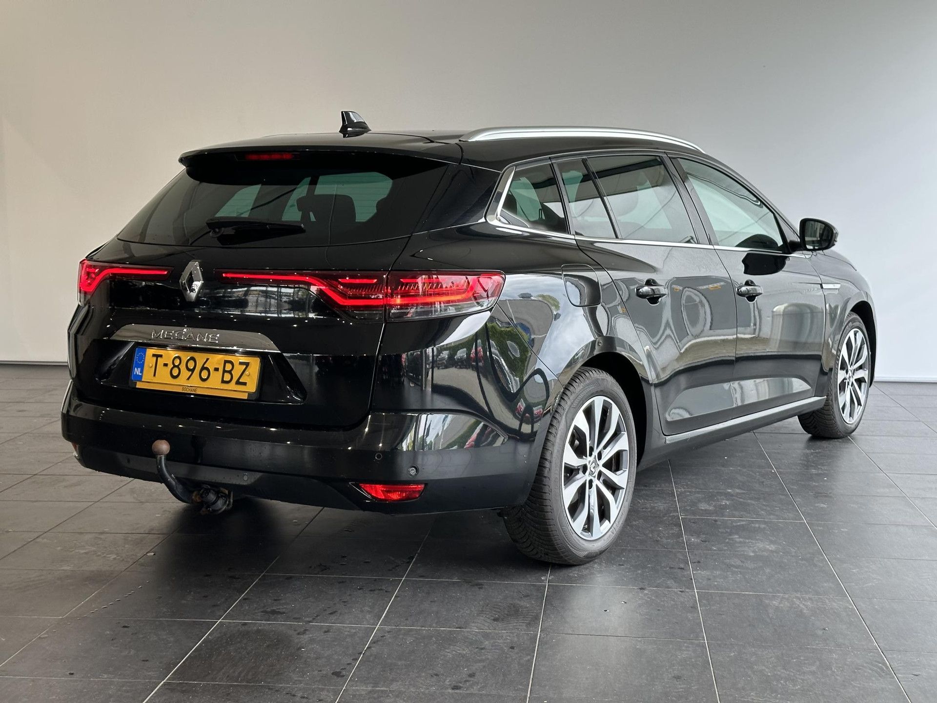 Renault MéganeEstate met kenteken T-896-BZ – achteraanzicht
