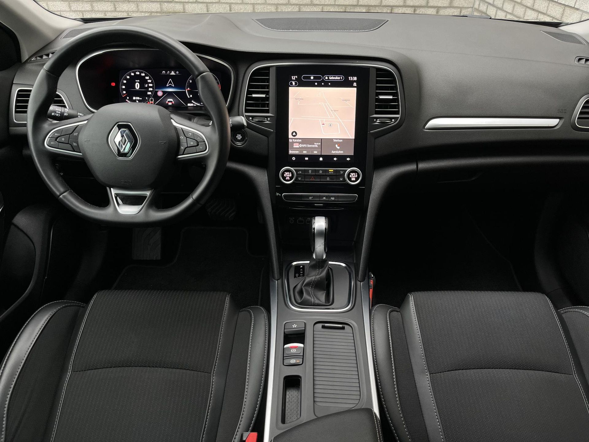Renault MéganeEstate met kenteken T-998-HT – interieur