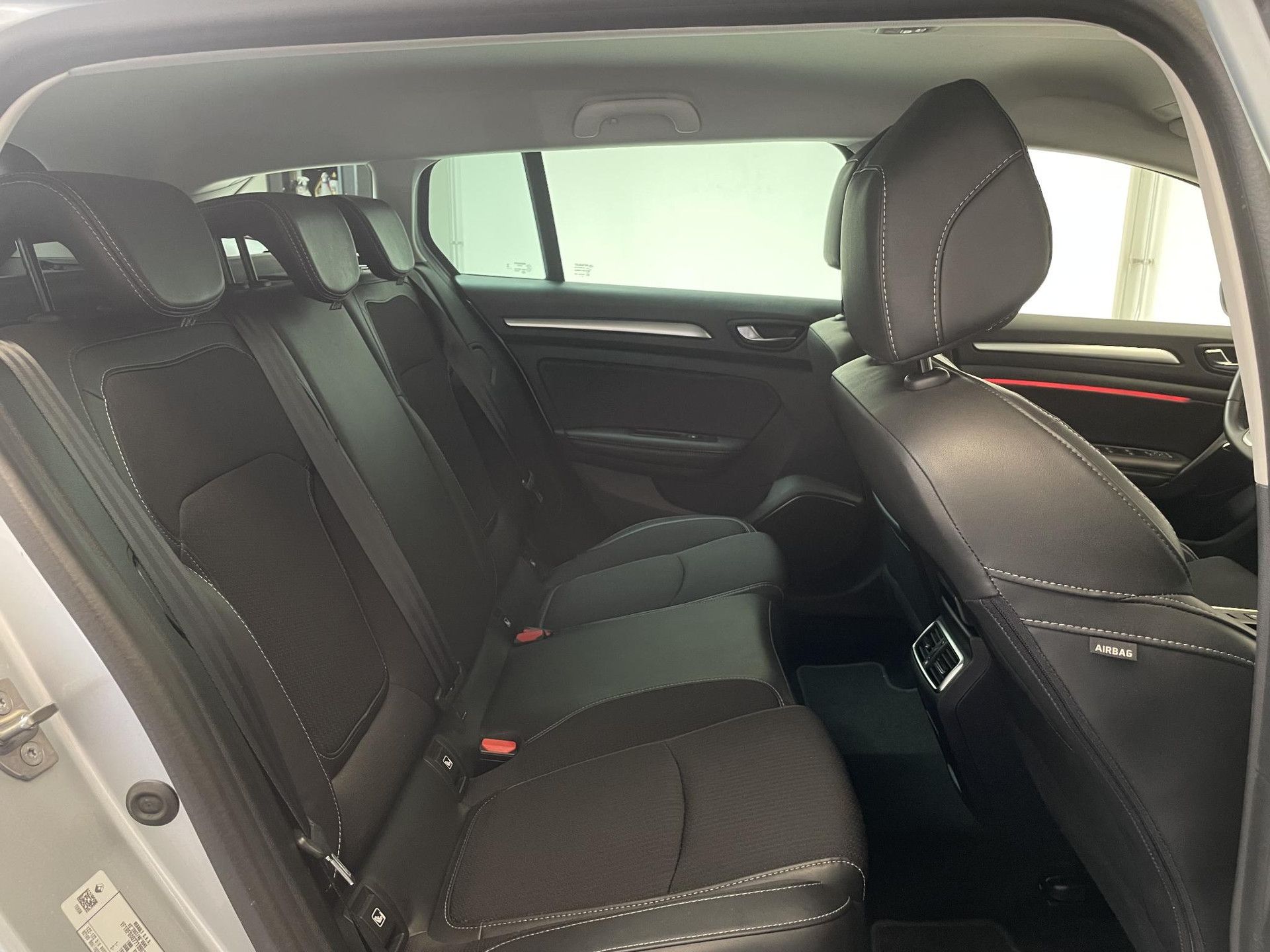 Renault MéganeEstate met kenteken X-302-PG – detailfoto