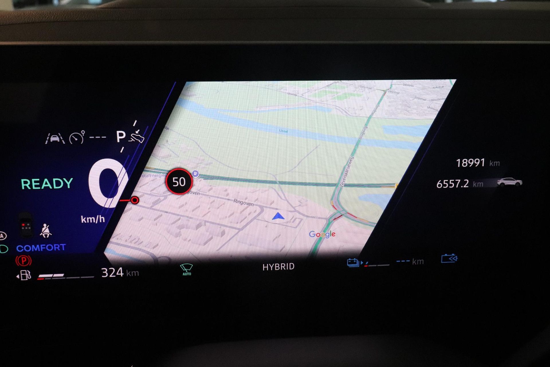 Renault Rafale met kenteken GTR-27-F – dashboard