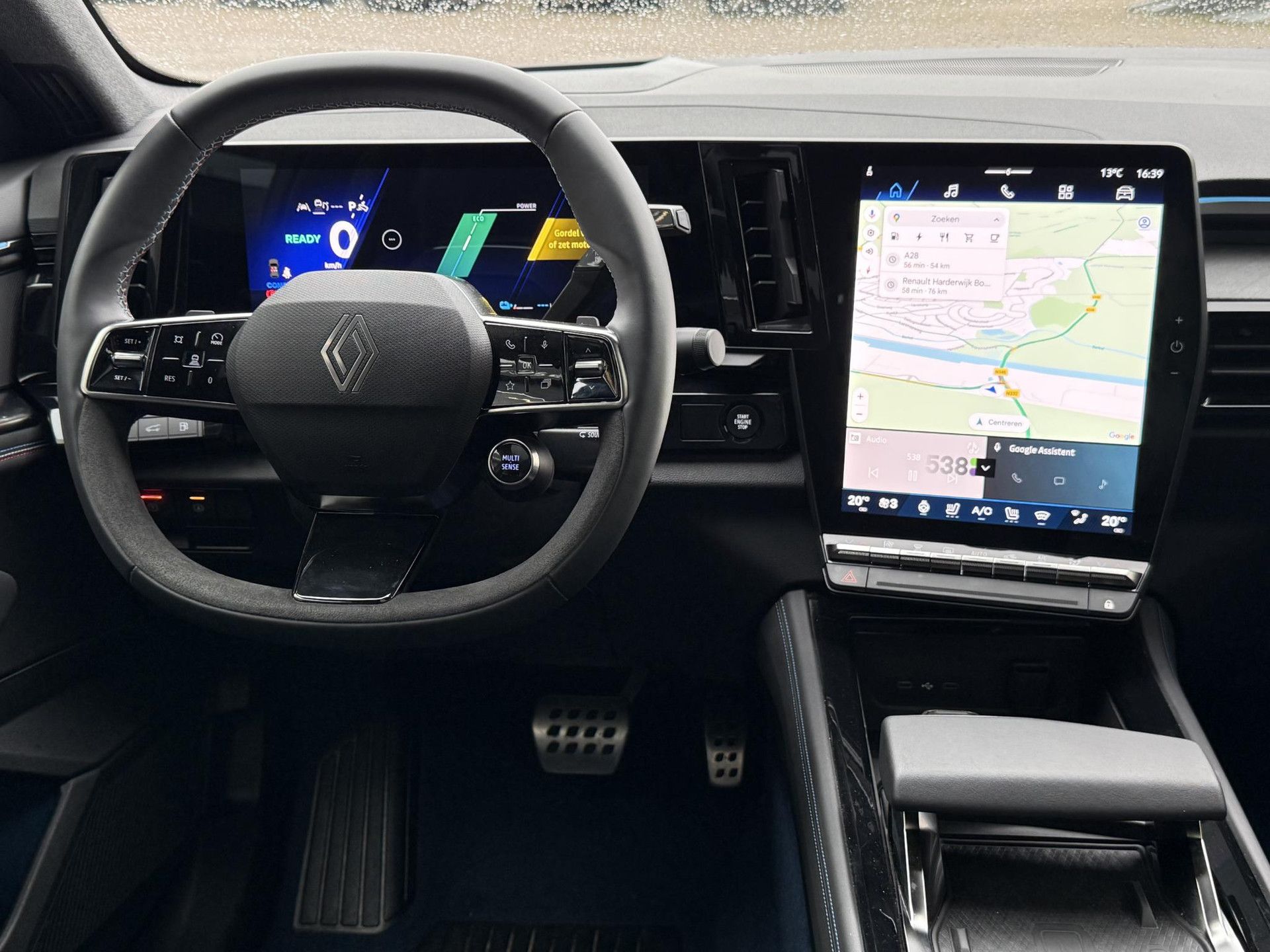 Renault Rafale met kenteken JZG-67-F – interieur