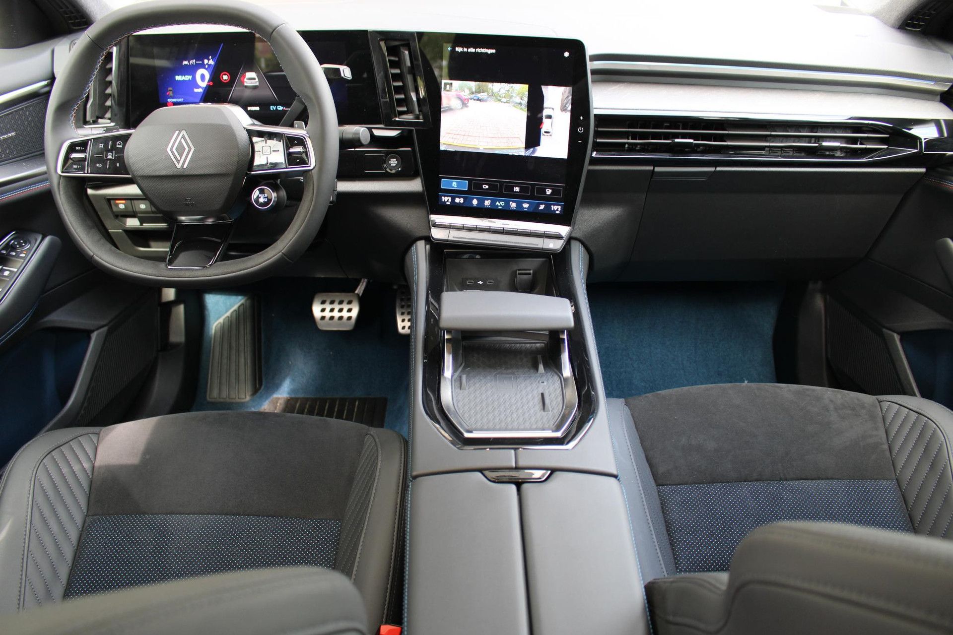 Renault Rafale met kenteken KJX-48-G – interieur
