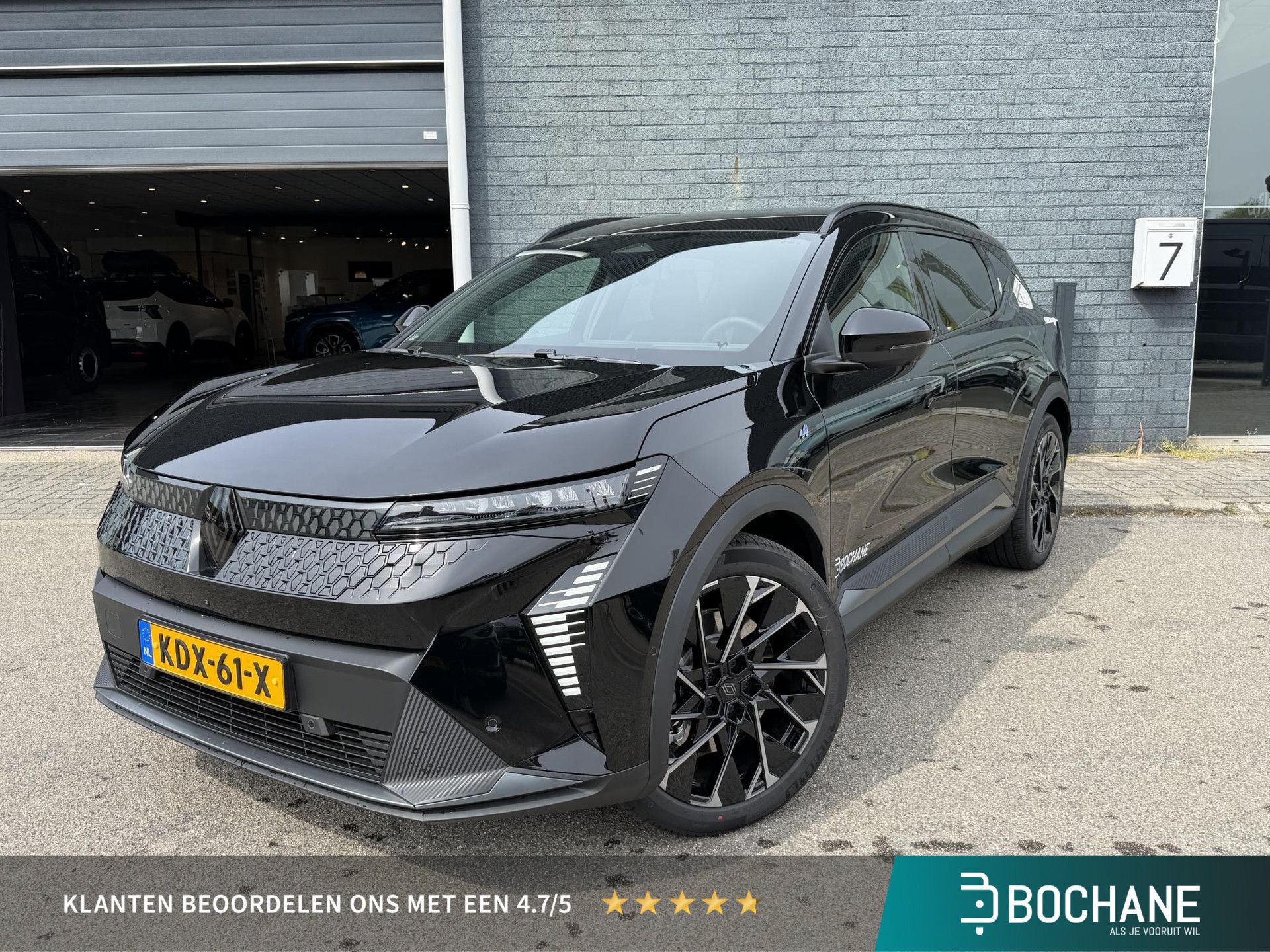 Renault Scénic met kenteken KDX-61-X – vooraanzicht
