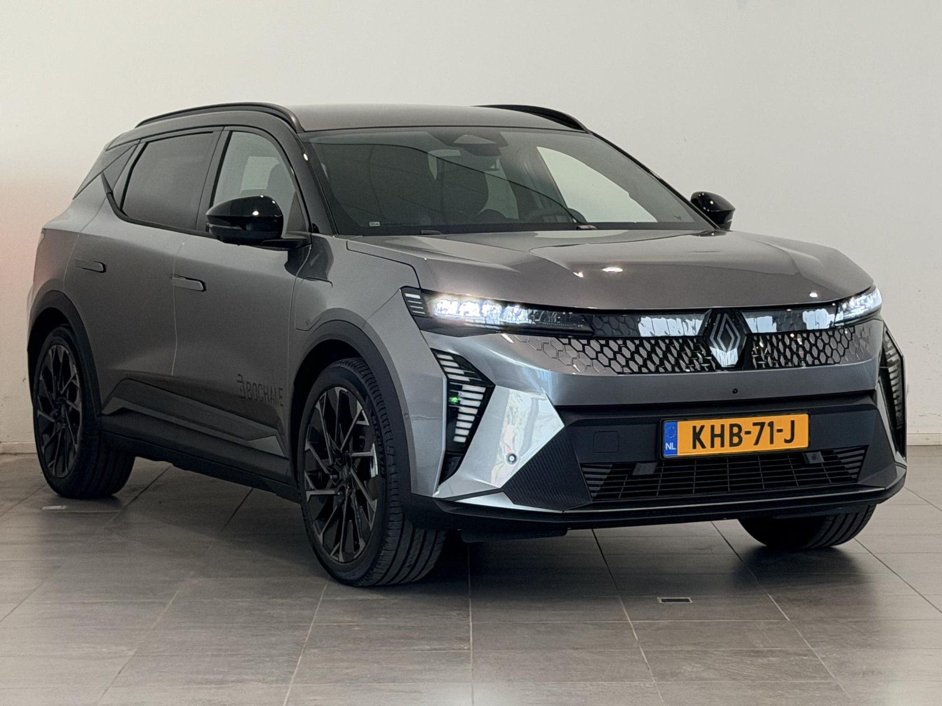Renault Scénic met kenteken KHB-71-J – detailfoto