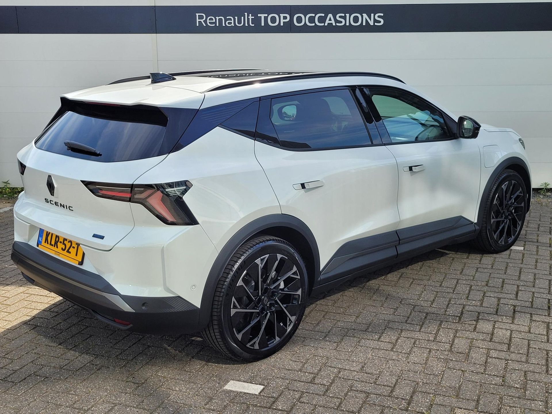 Renault Scénic met kenteken KLR-52-T – achteraanzicht
