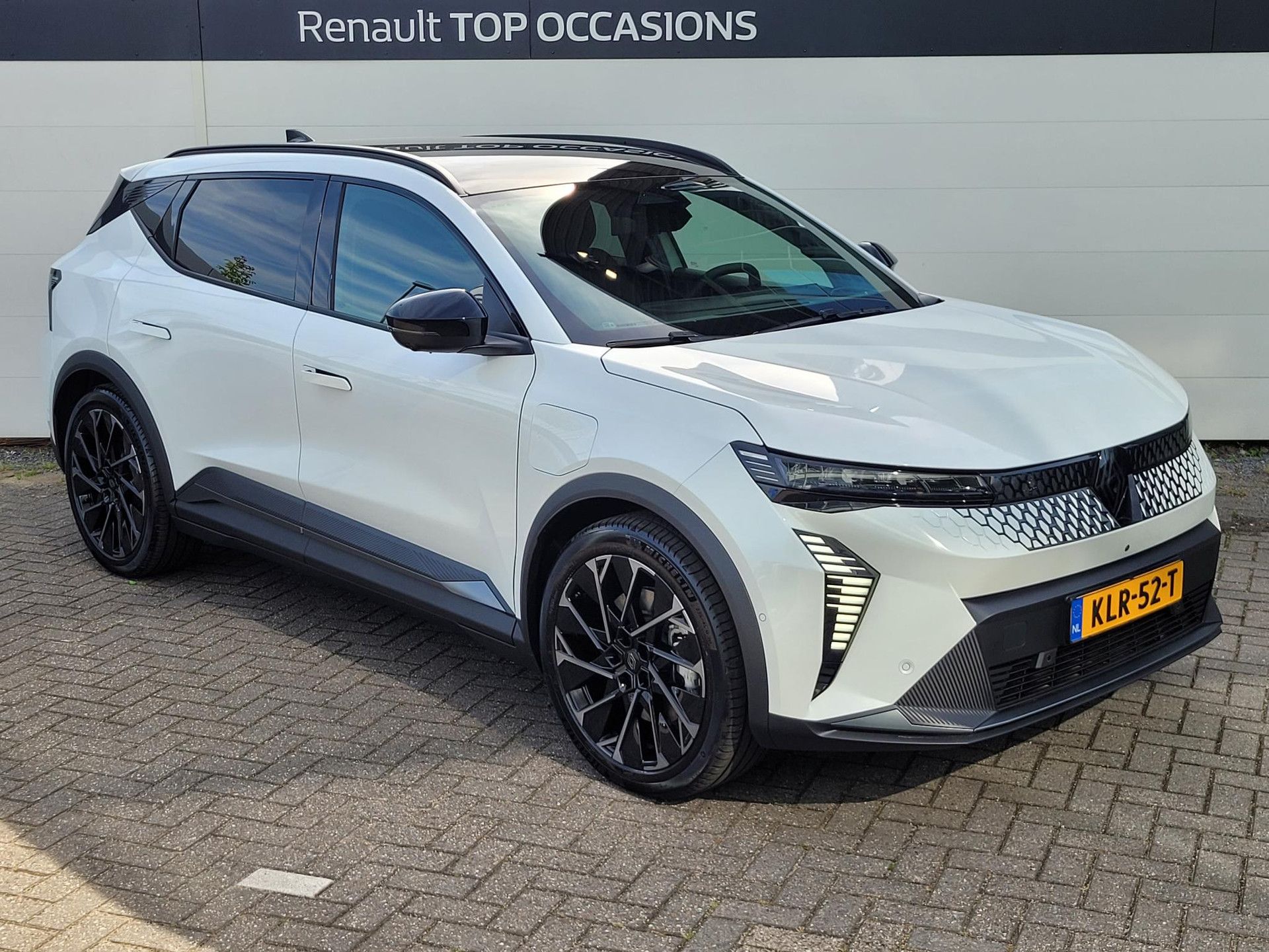 Renault Scénic met kenteken KLR-52-T – detailfoto