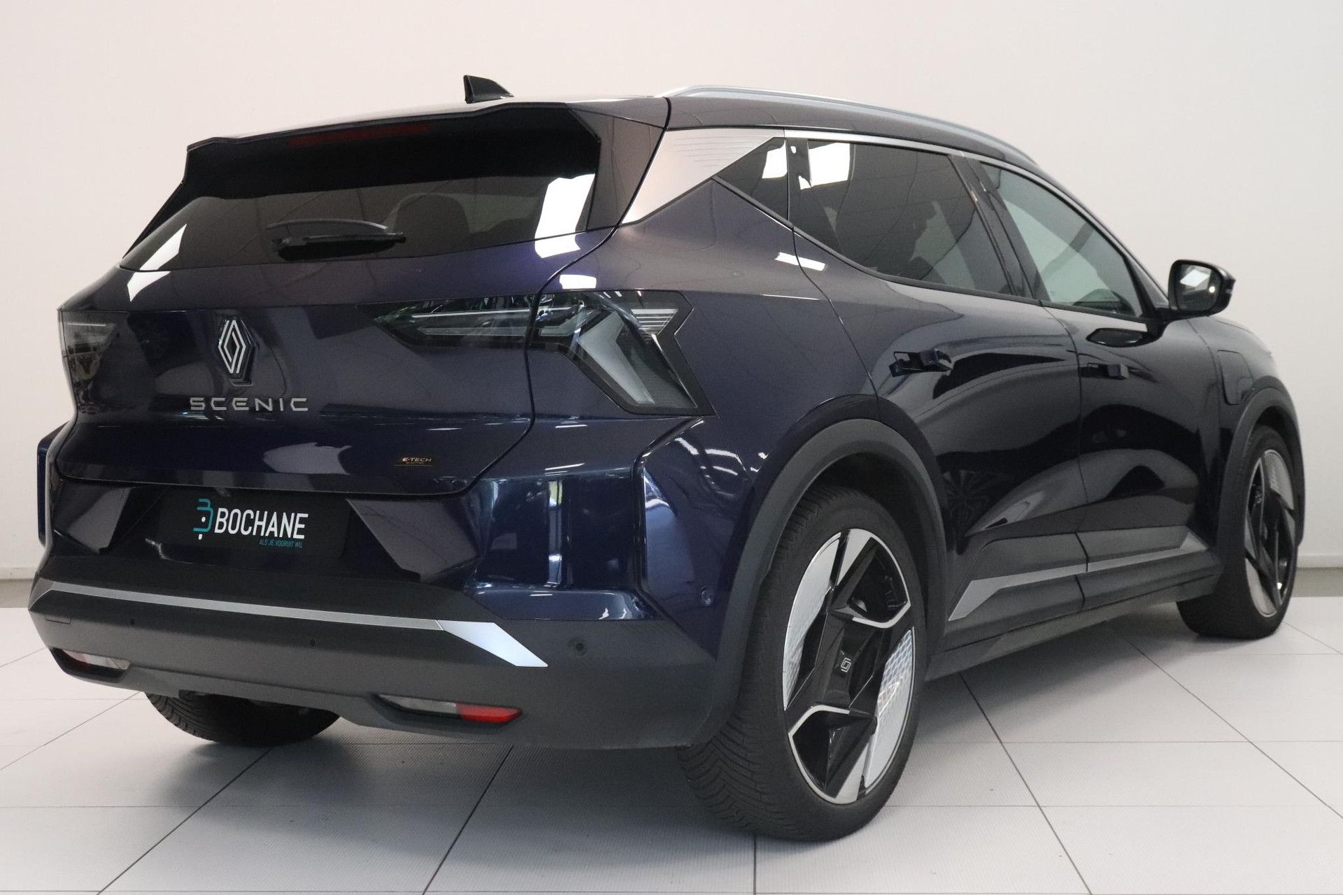 Renault Scénic met kenteken KPD-77-H – achteraanzicht