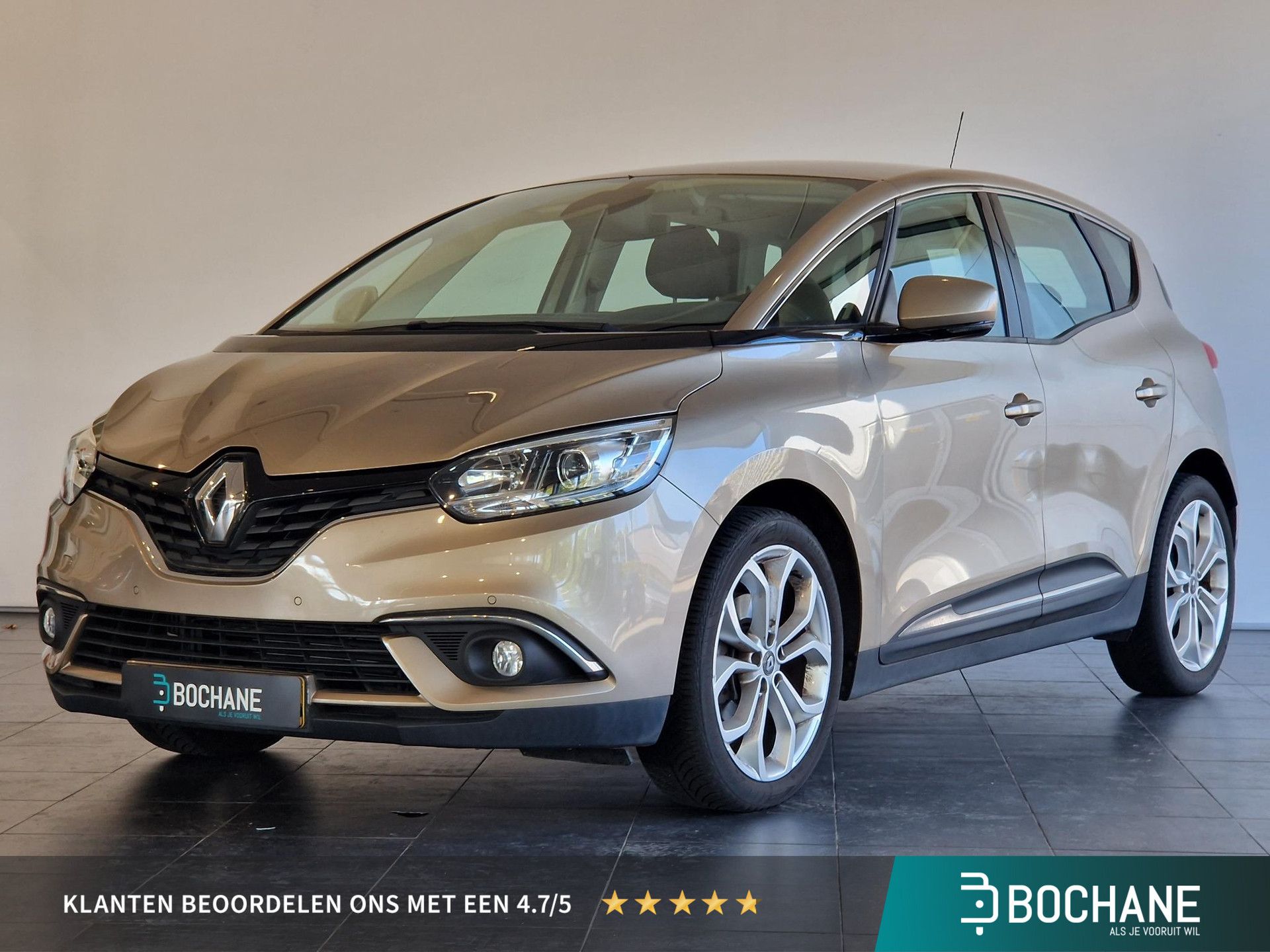 Renault Scénic met kenteken SK-818-K – vooraanzicht