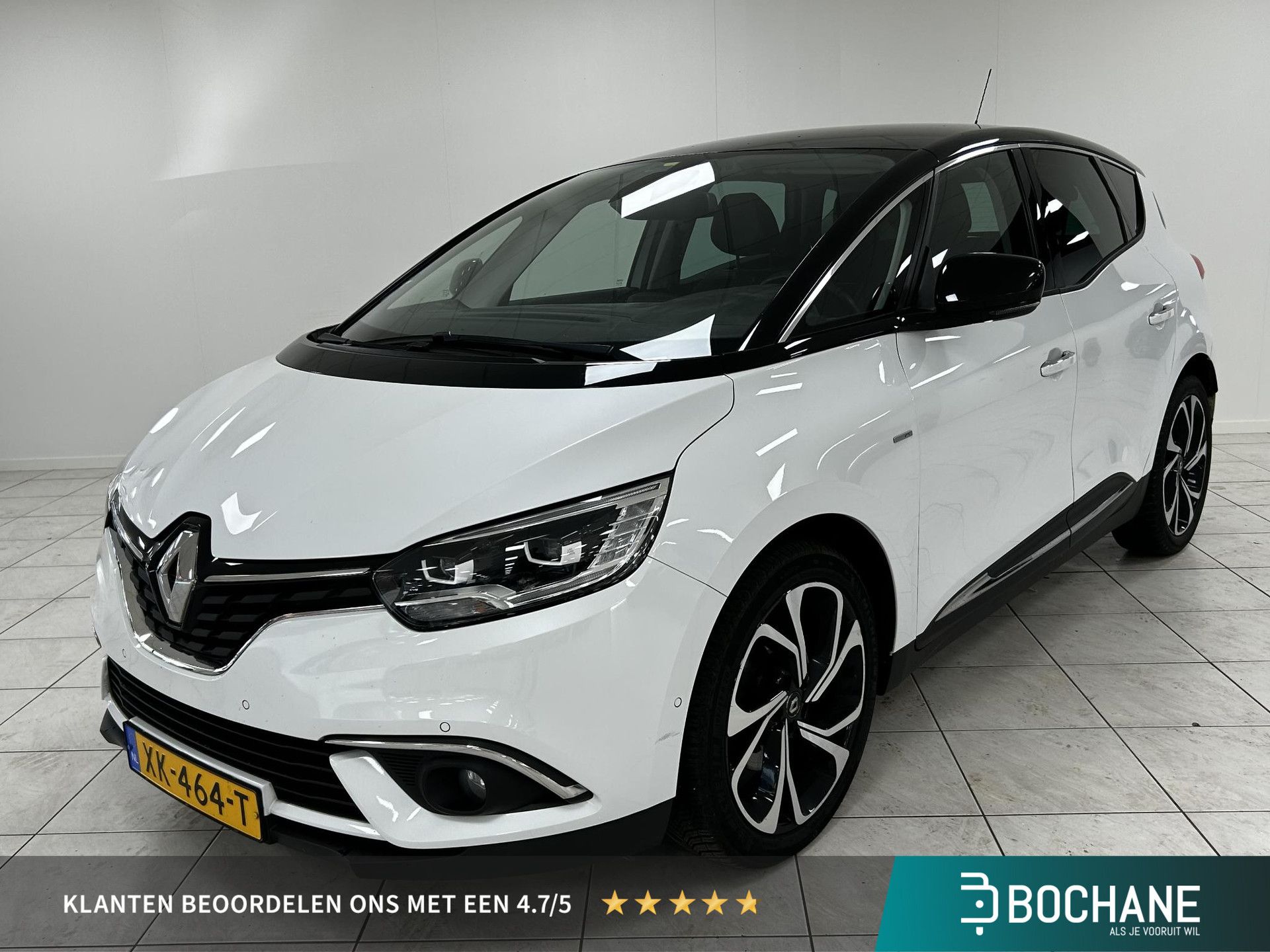 Renault Scénic met kenteken XK-464-T – vooraanzicht