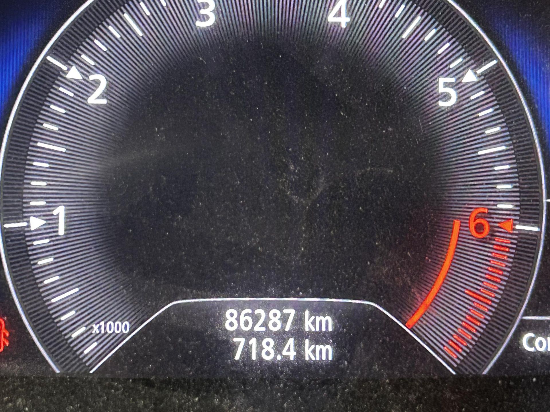 Renault Scénic met kenteken XK-464-T – dashboard