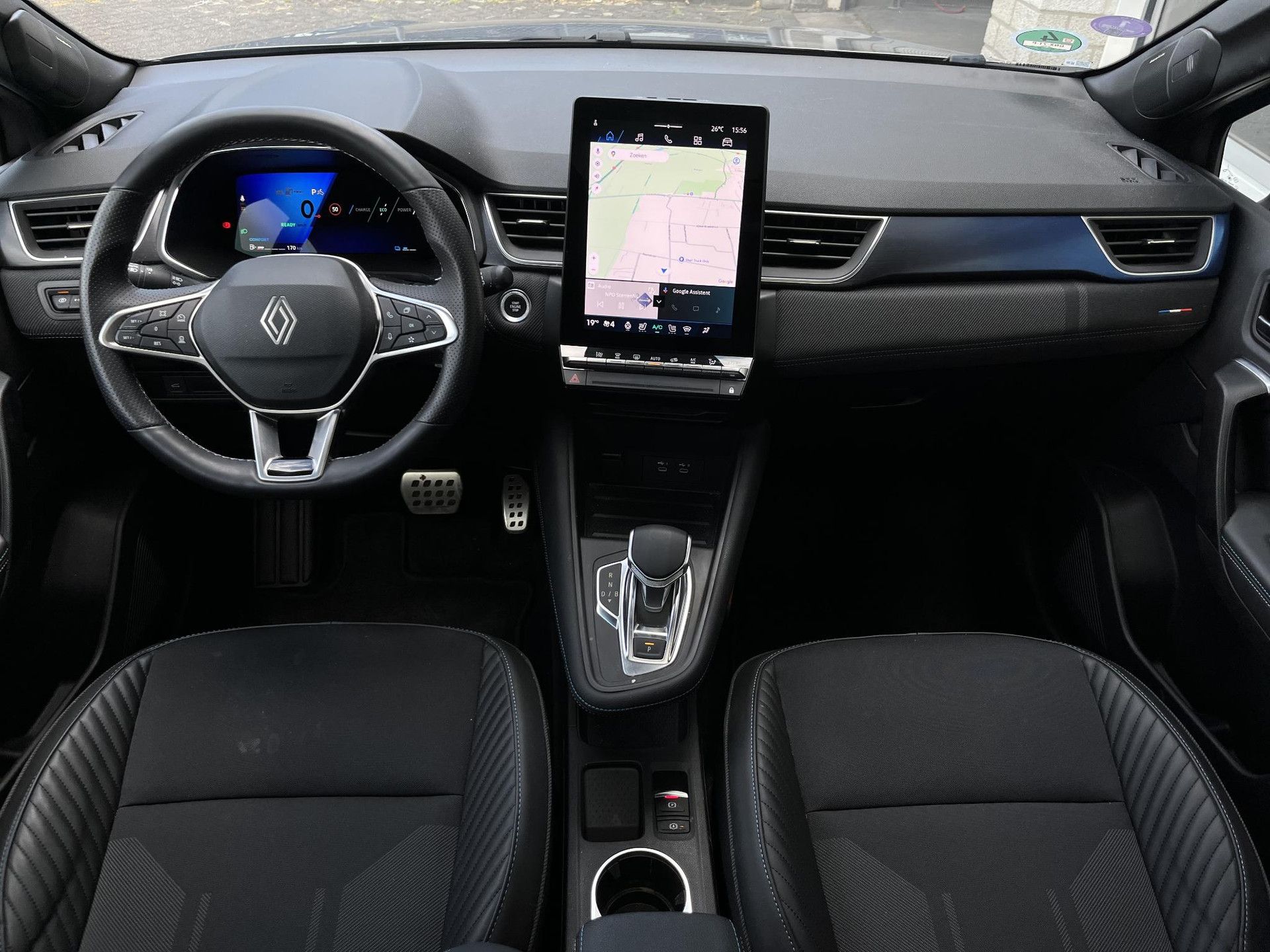 Renault Symbioz met kenteken GNX-71-P – interieur