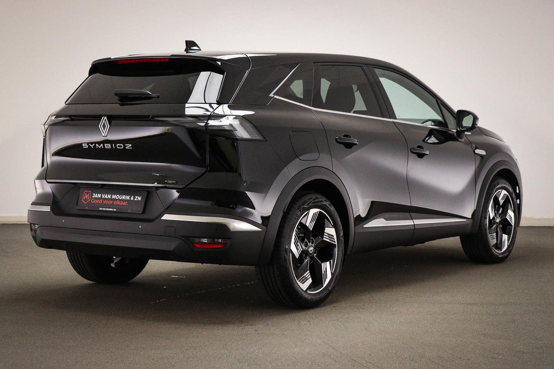 Renault Symbioz met kenteken JLT-08-B – achteraanzicht