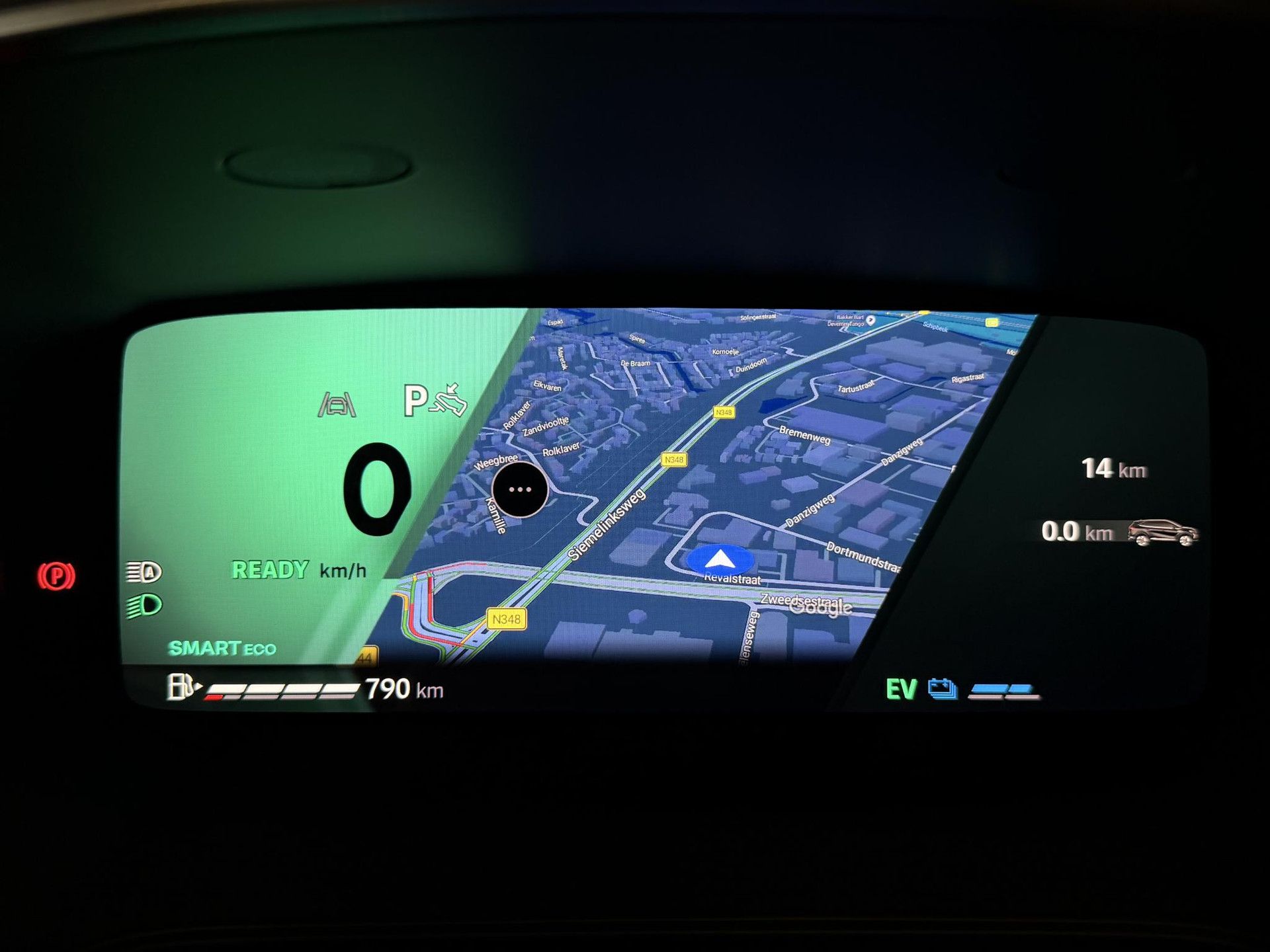 Renault Symbioz met kenteken KDX-04-Z – dashboard