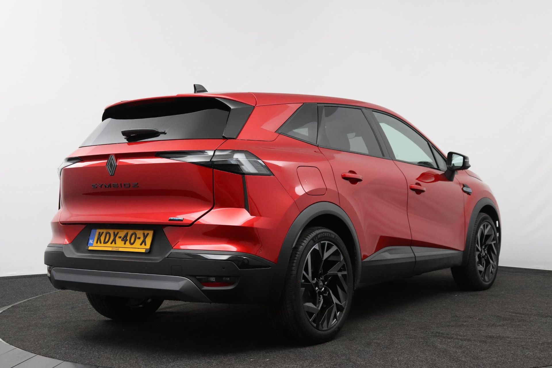 Renault Symbioz met kenteken KDX-40-X – achteraanzicht