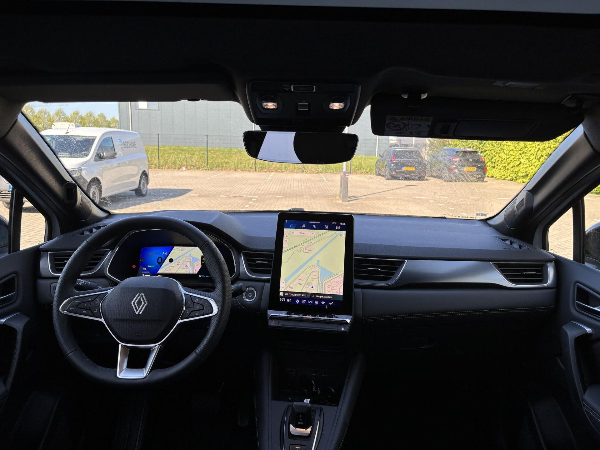 Renault Symbioz met kenteken KDX-51-X – interieur