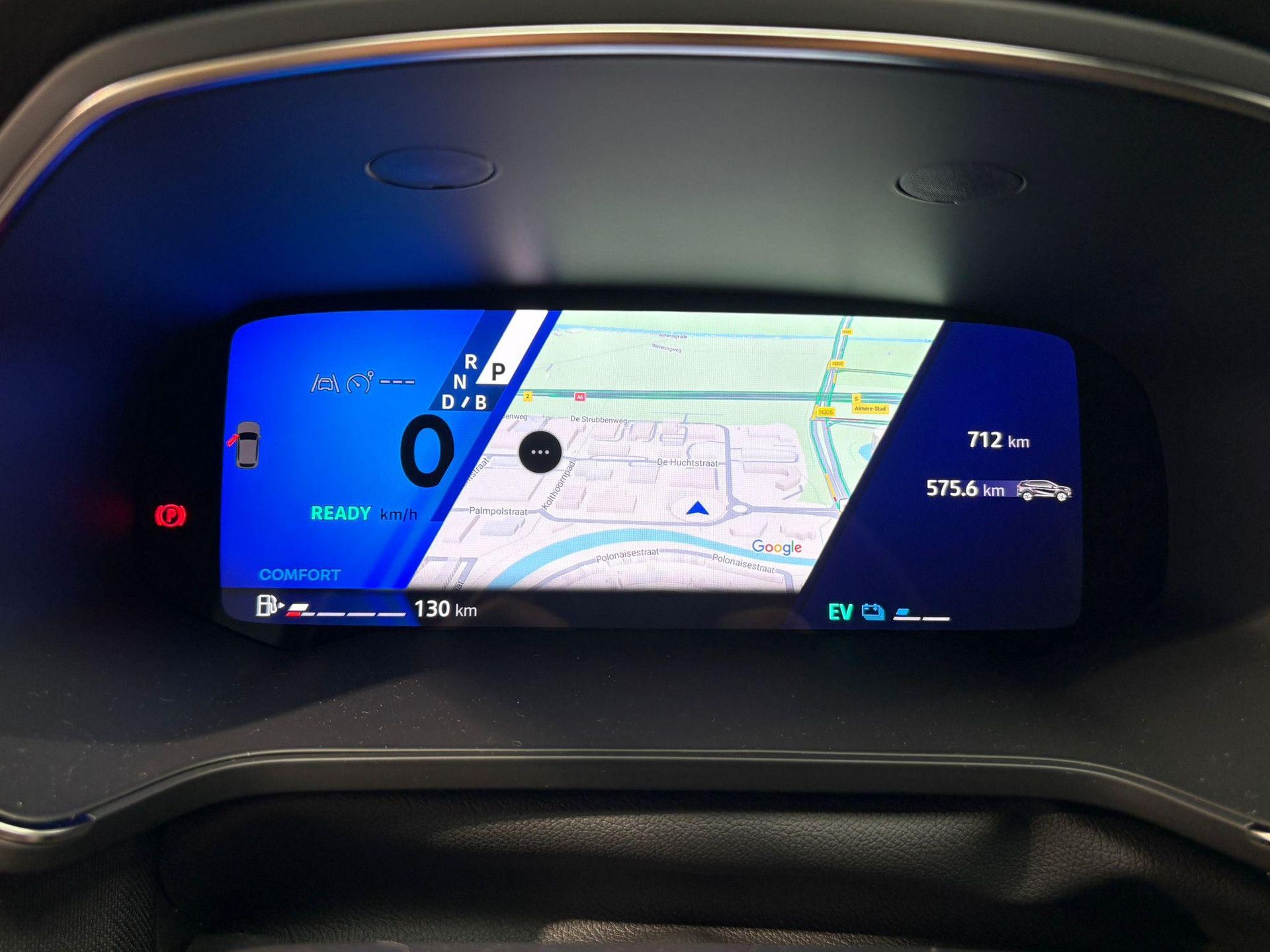 Renault Symbioz met kenteken KDX-58-X – interieur