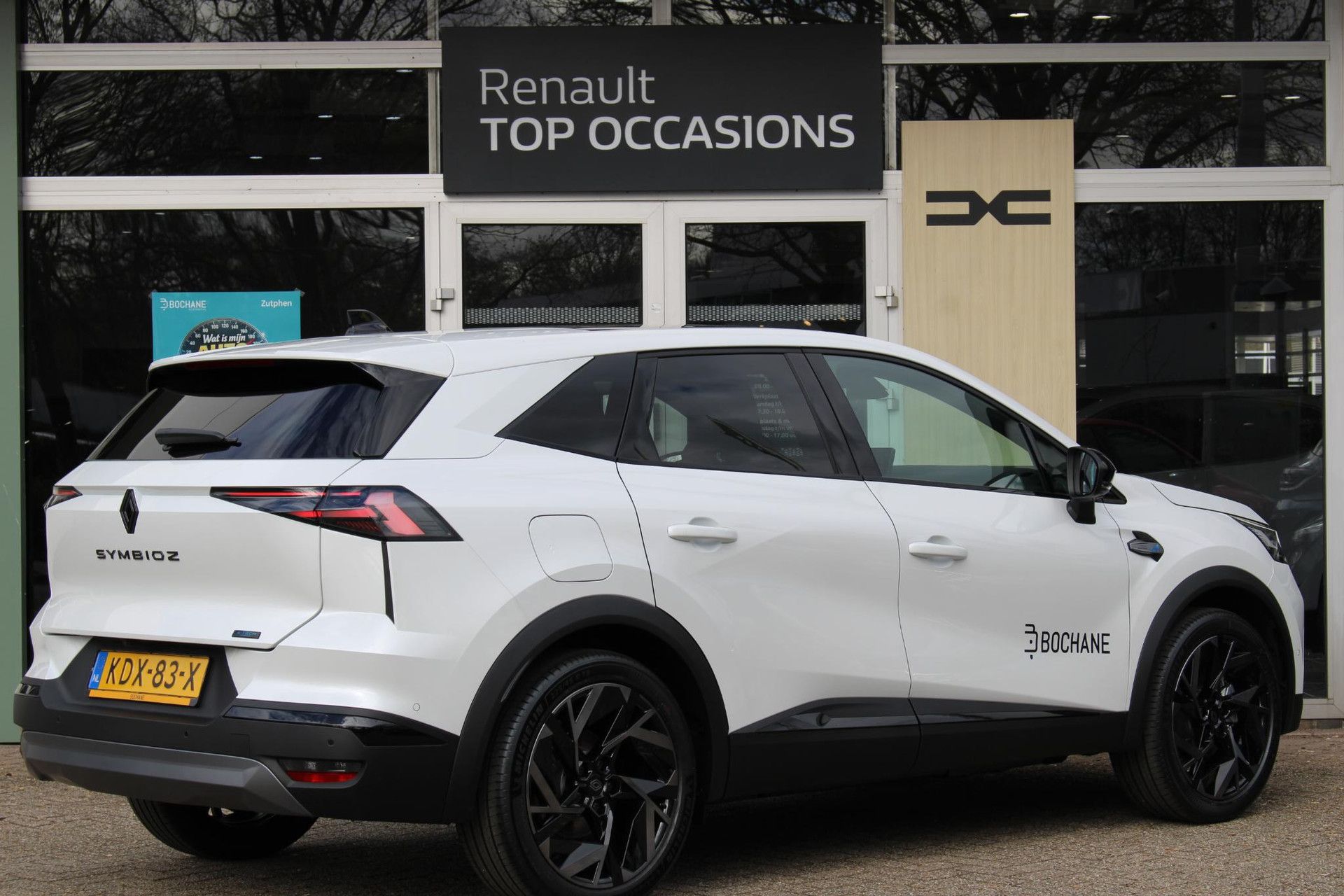 Renault Symbioz met kenteken KDX-83-X – achteraanzicht