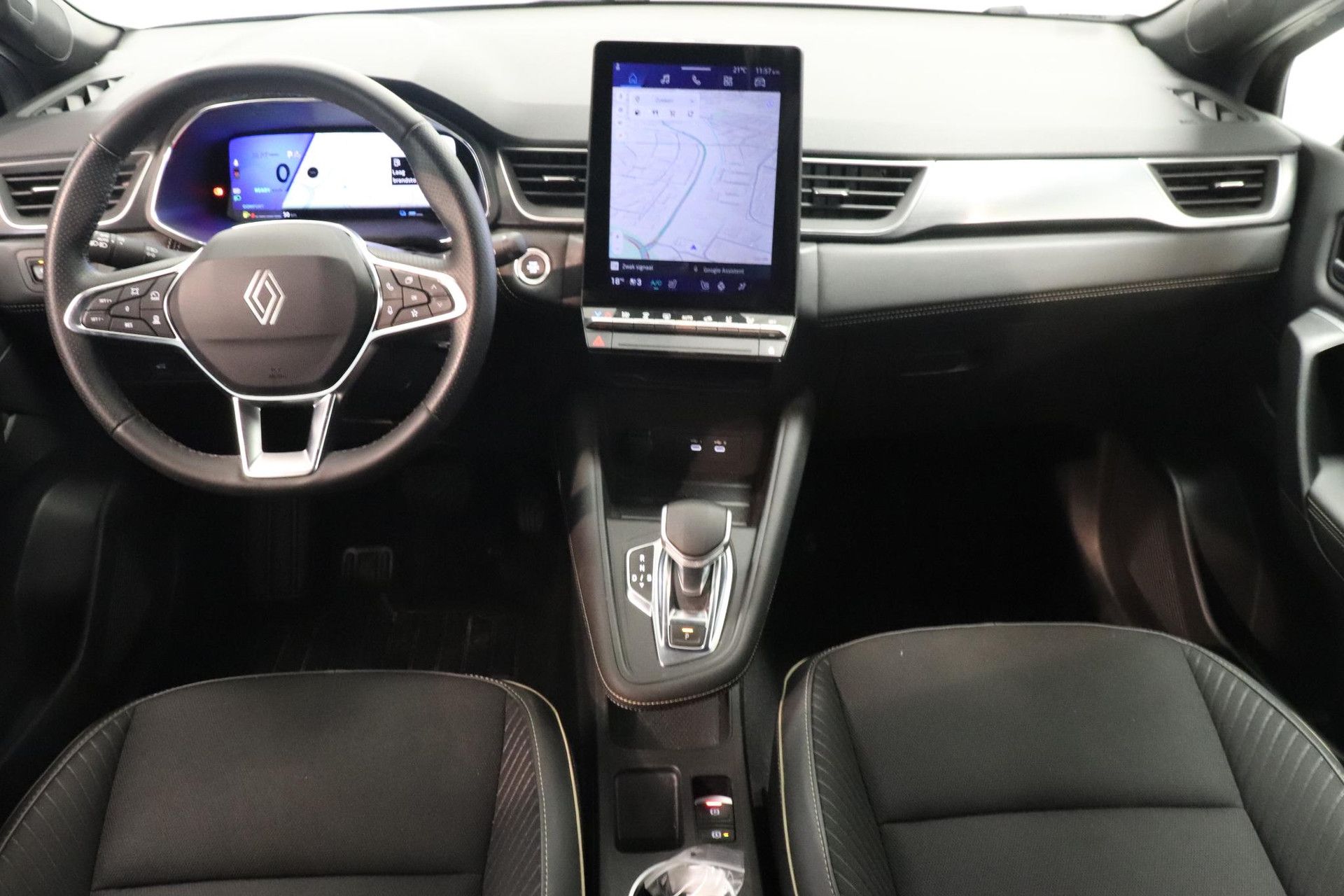Renault Symbioz met kenteken KGB-01-L – interieur