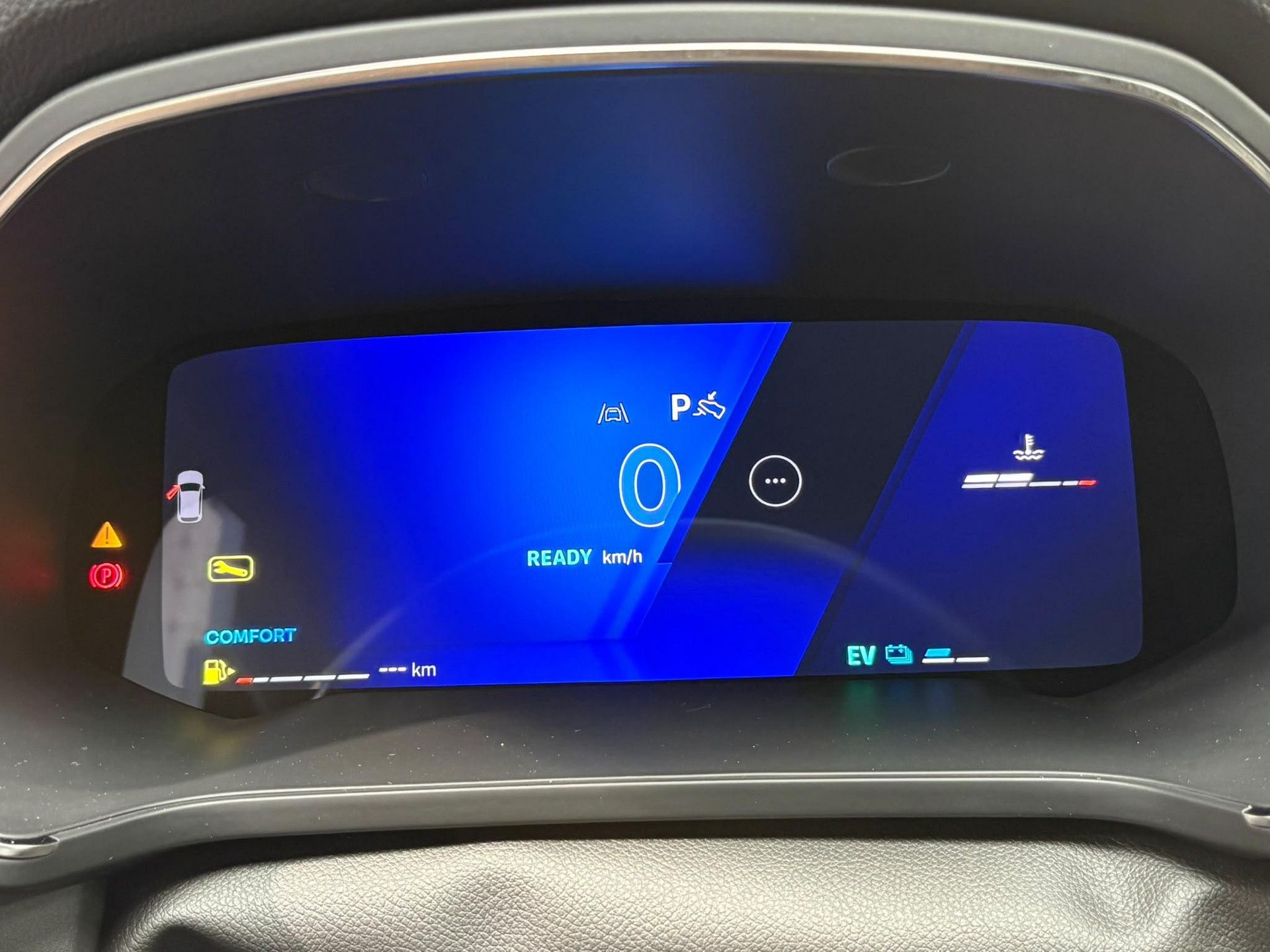Renault Symbioz met kenteken KGB-76-B – interieur