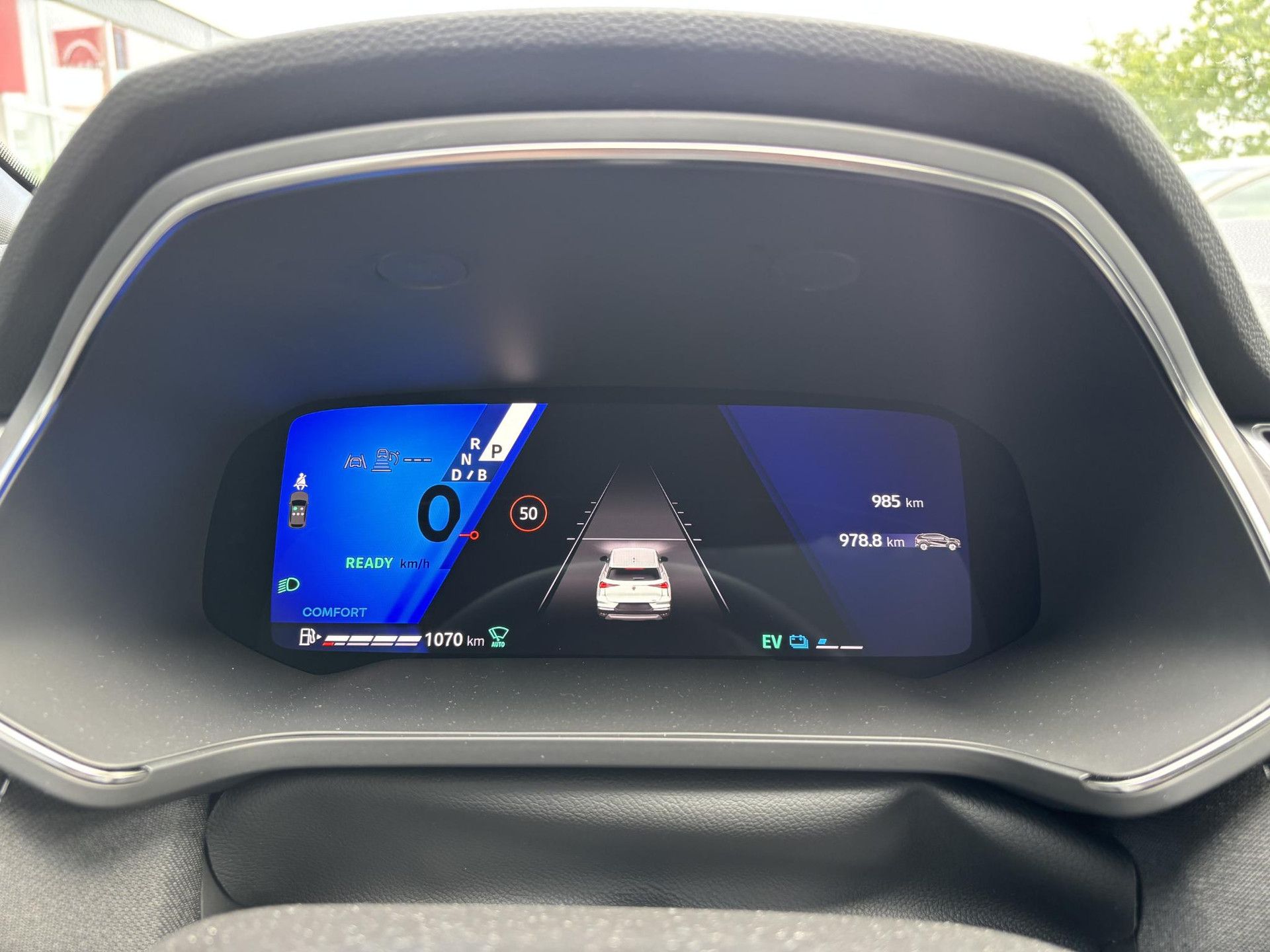 Renault Symbioz met kenteken KKG-88-S – dashboard