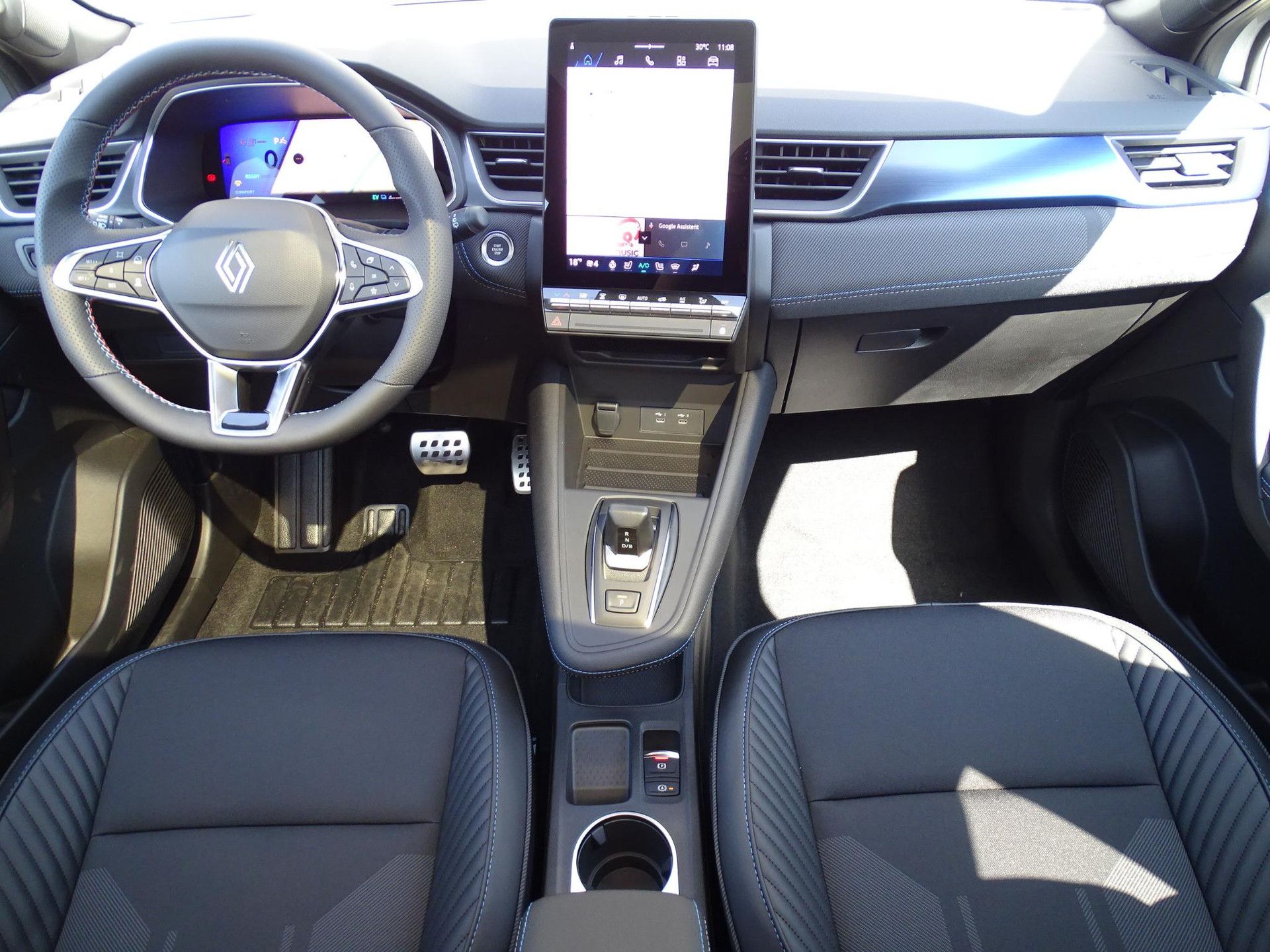 Renault Symbioz met kenteken KLR-36-T – interieur