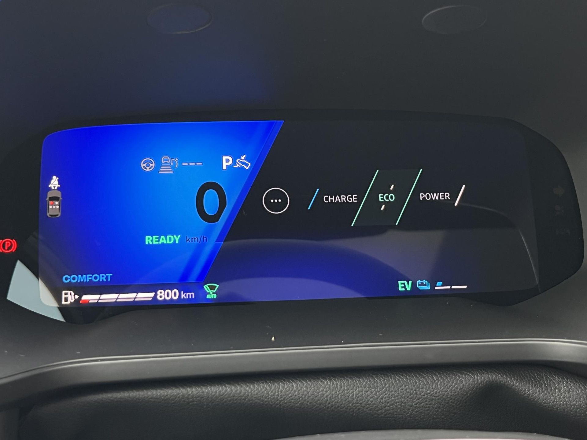 Renault Symbioz met kenteken KPP-67-Z – dashboard