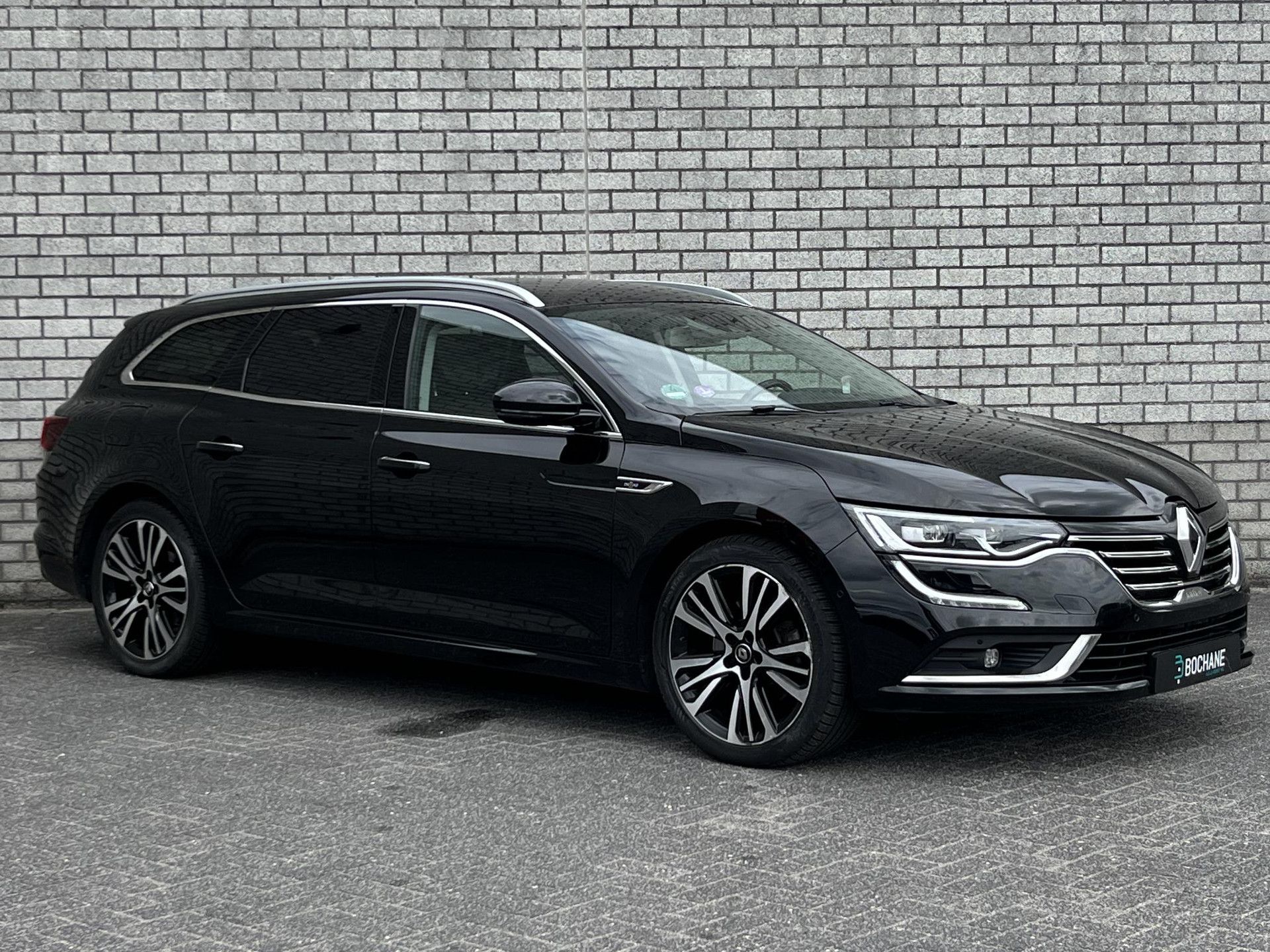 Renault Talisman met kenteken L-883-PF – detailfoto