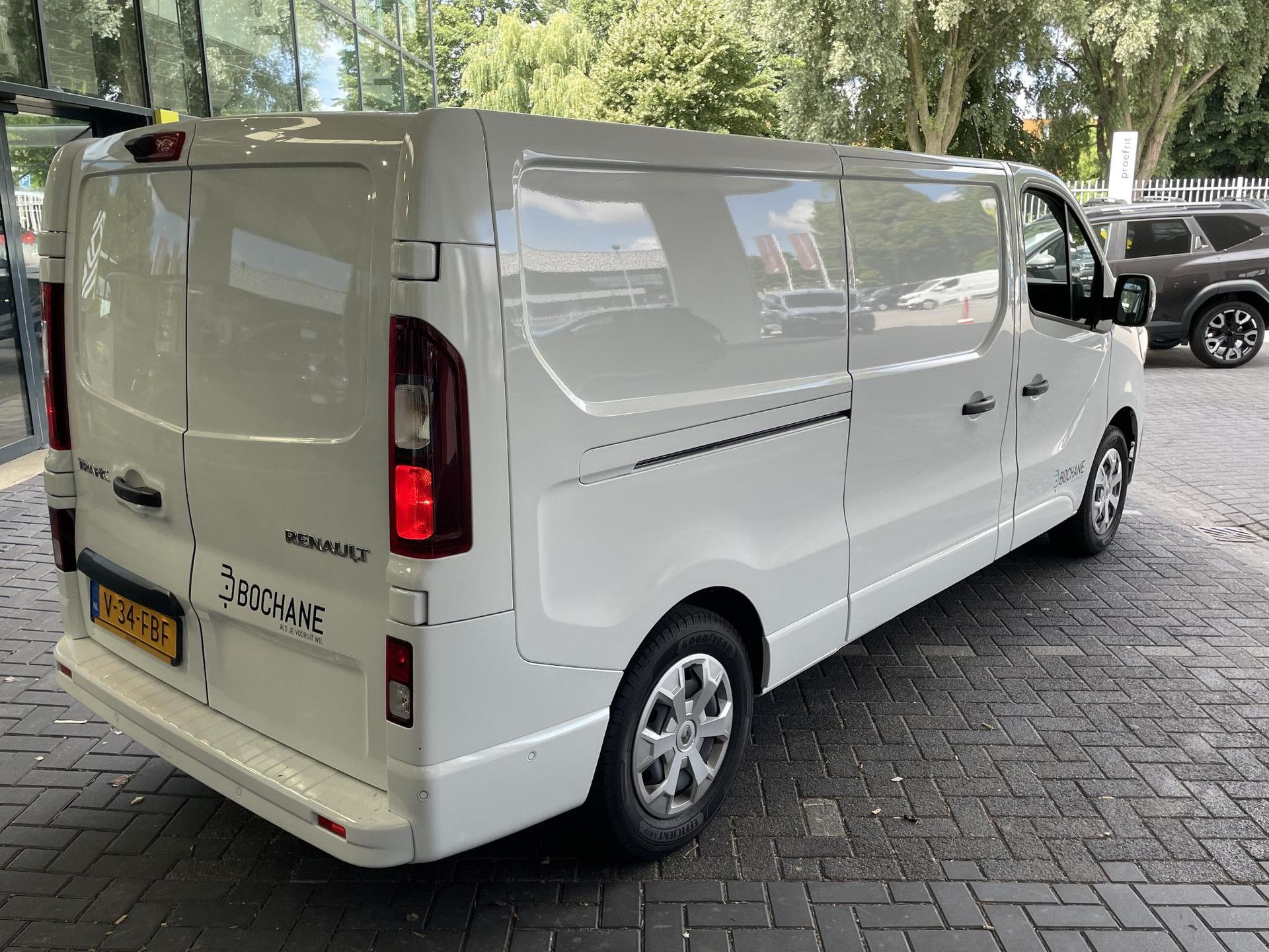 Renault Trafic met kenteken V-34-FBF – dashboard