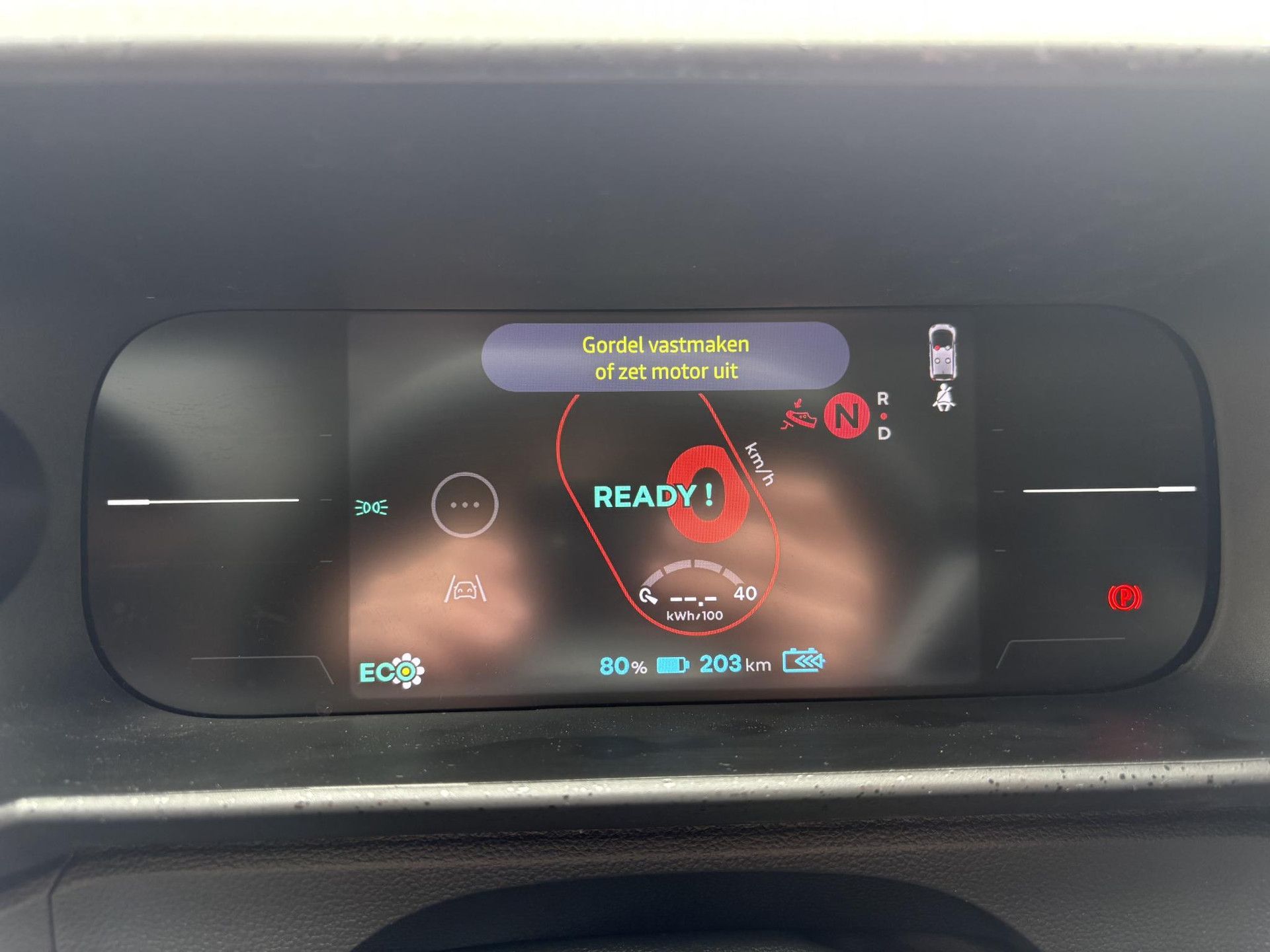 Renault Twingo met kenteken KHB-77-J – dashboard