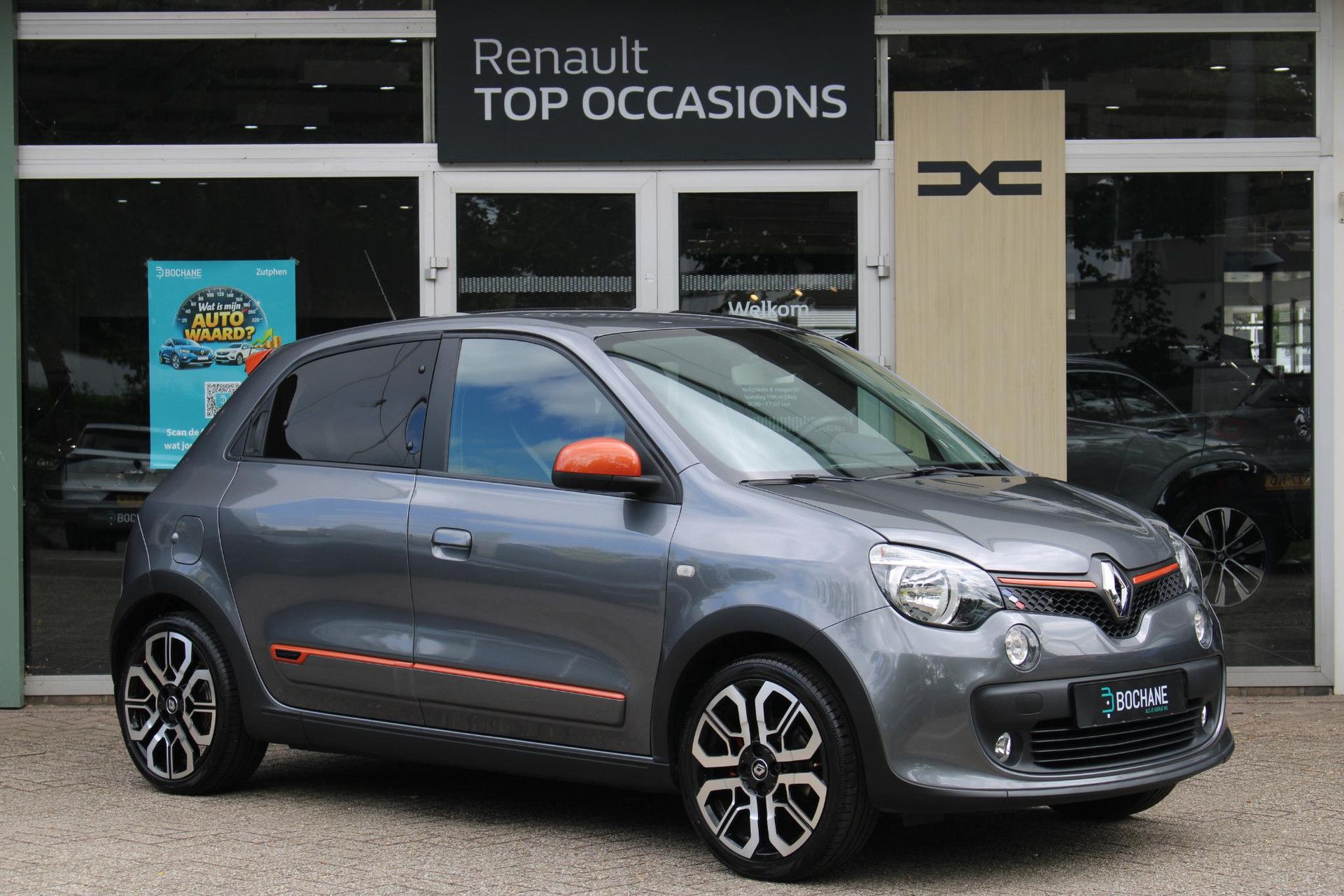 Renault Twingo met kenteken NZ-511-T – dashboard
