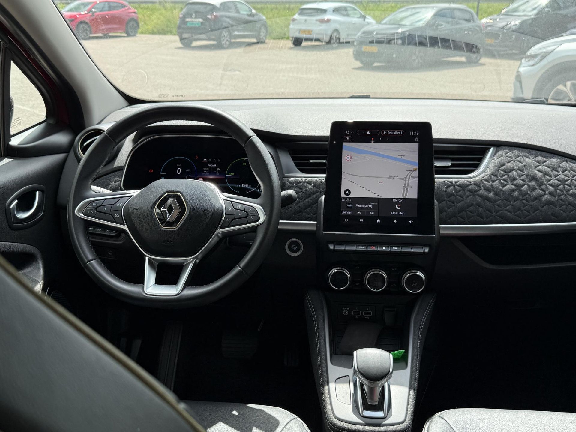 Renault ZOE met kenteken KND-59-F – interieur