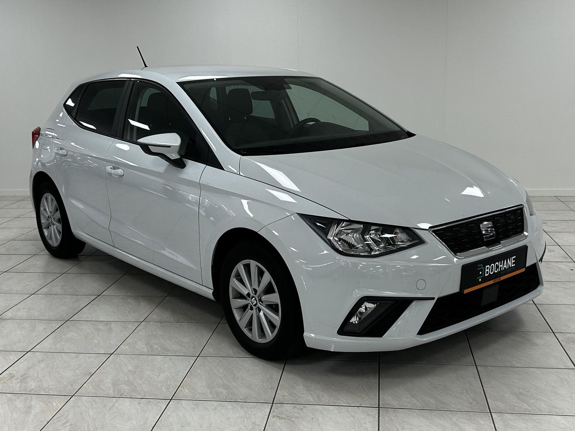 SEAT Ibiza met kenteken J-459-XZ – detailfoto