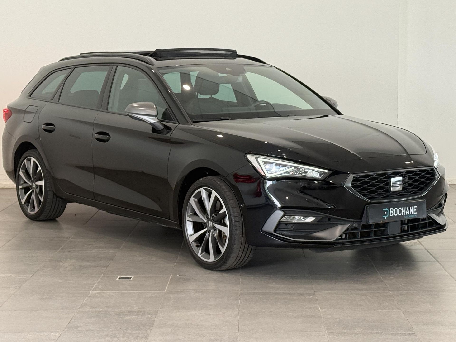 SEAT Leon met kenteken KLS-20-Z – detailfoto
