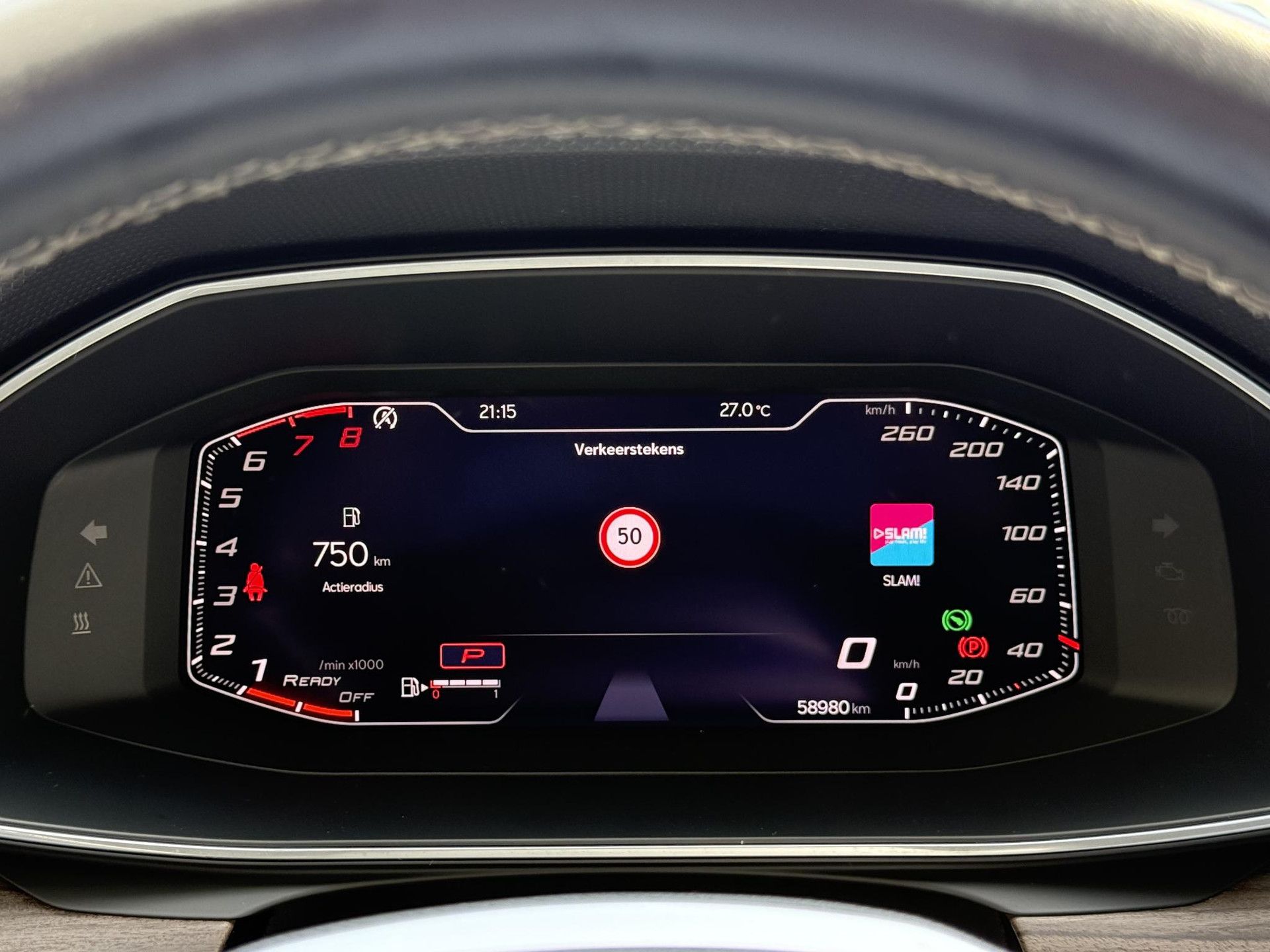 SEAT Leon met kenteken R-834-BJ – dashboard