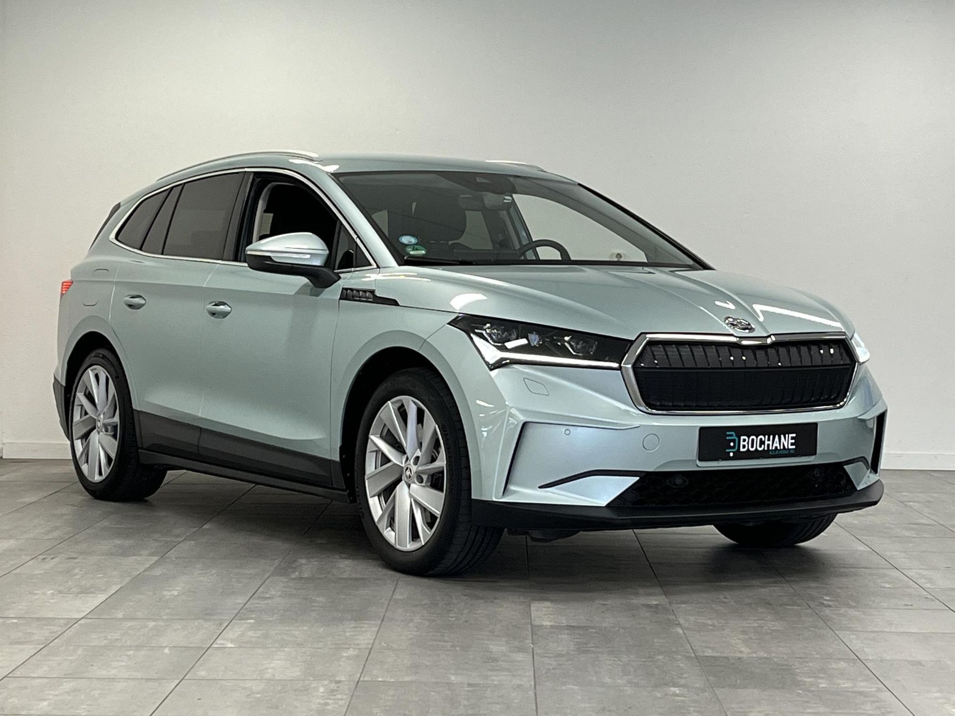 Skoda EnyaqiV met kenteken R-579-JZ – detailfoto