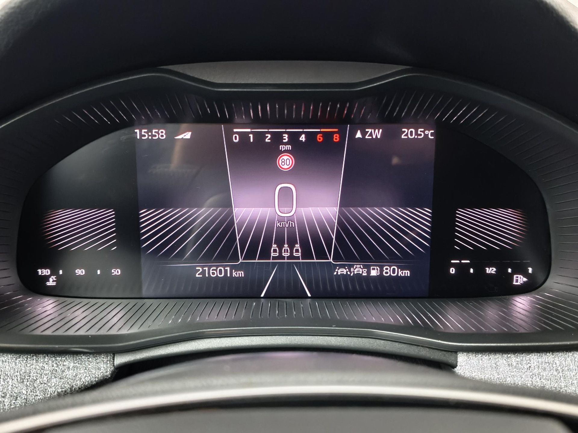 Skoda Kamiq met kenteken KKP-41-T – dashboard