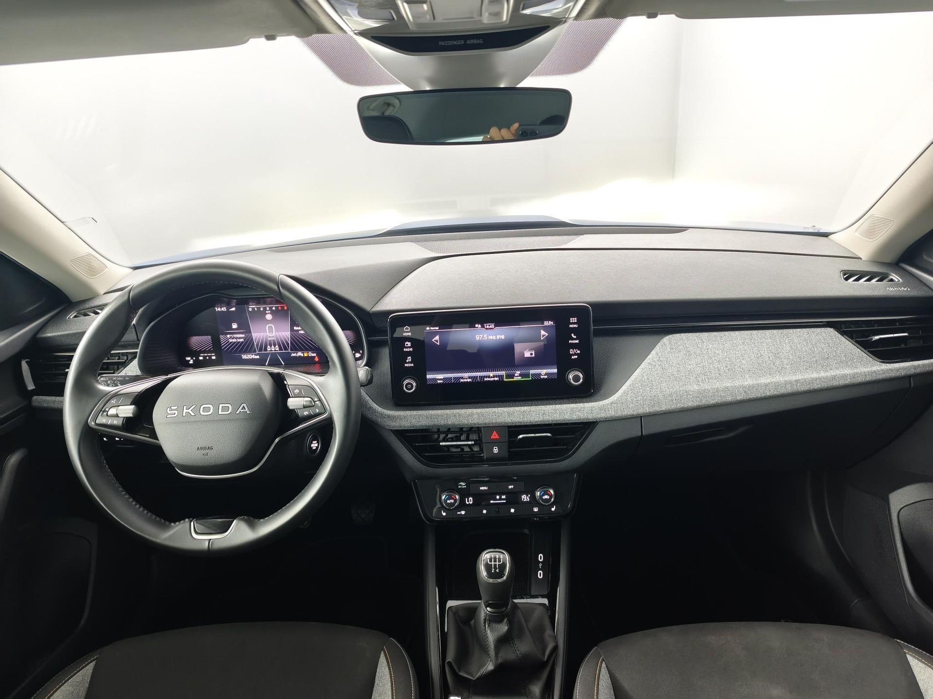 Skoda Kamiq met kenteken KKP-72-L – interieur