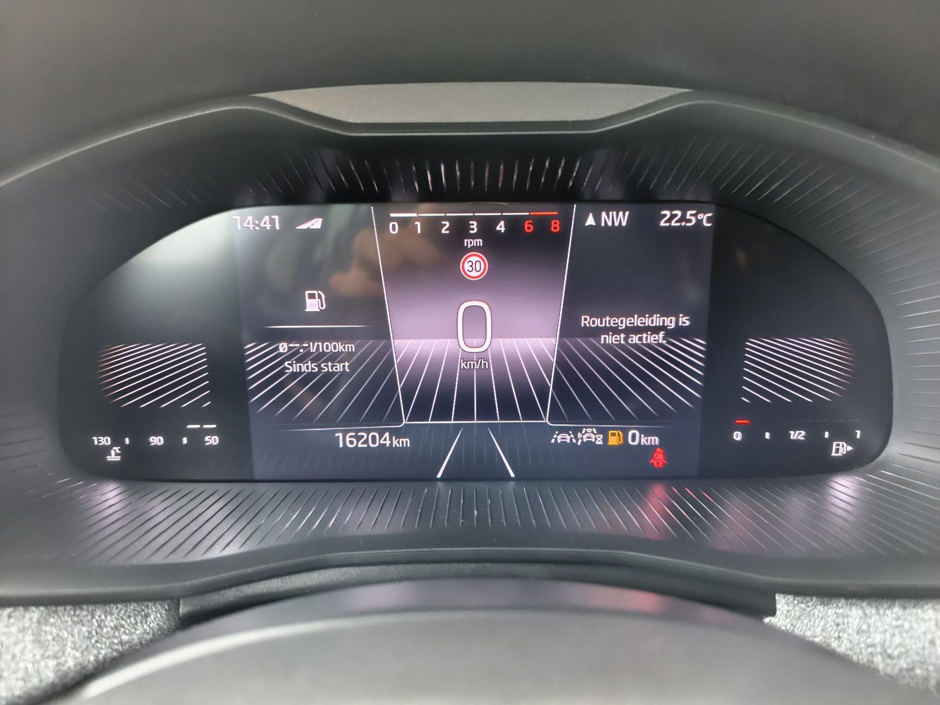 Skoda Kamiq met kenteken KKP-72-L – dashboard