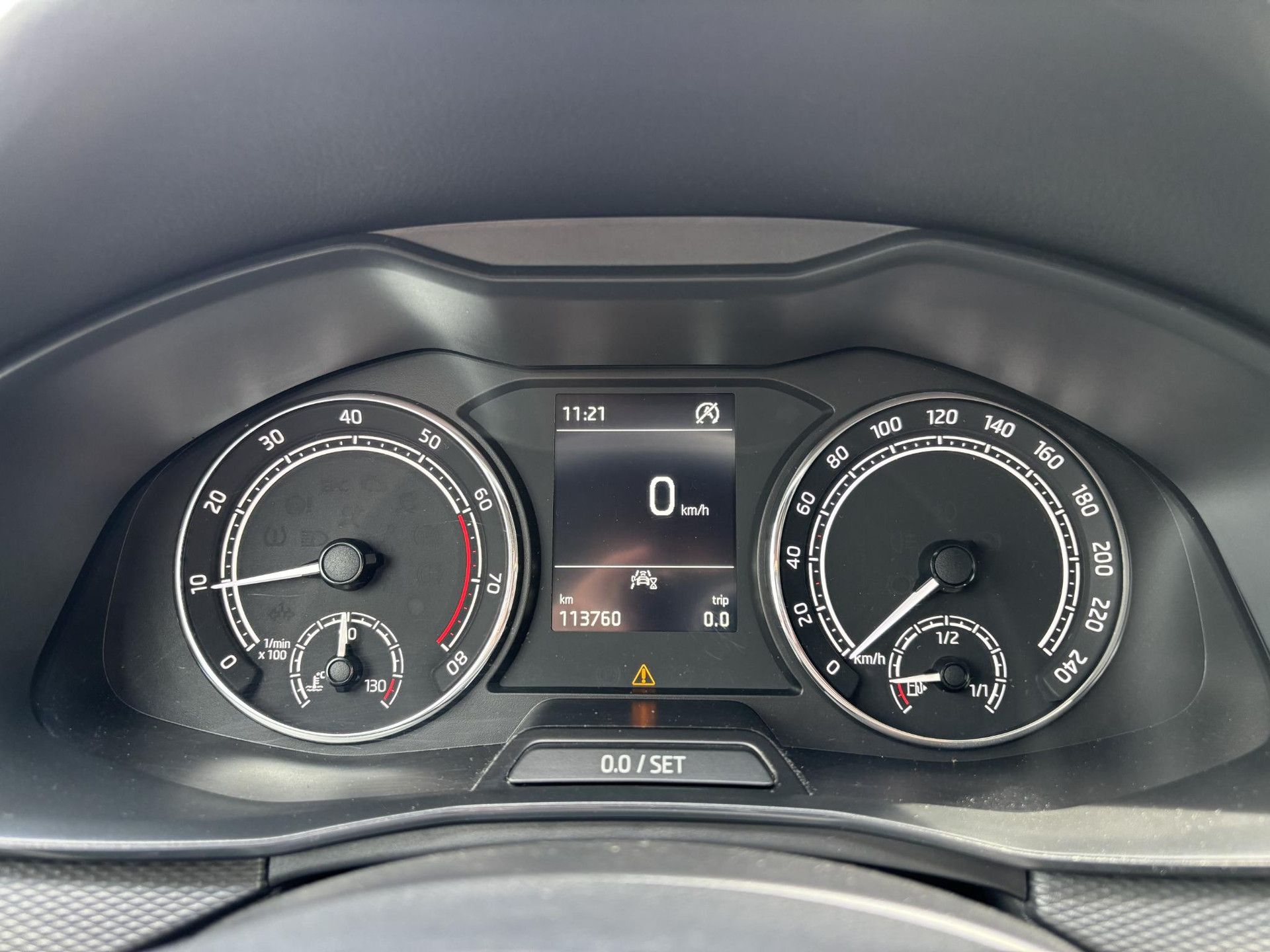 Skoda Kamiq met kenteken L-937-FH – dashboard