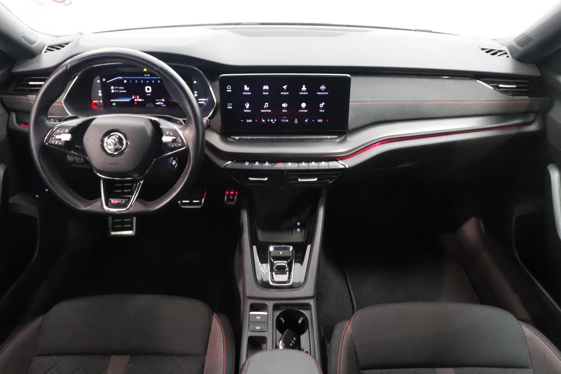 Skoda Octavia met kenteken KJD-97-H – interieur