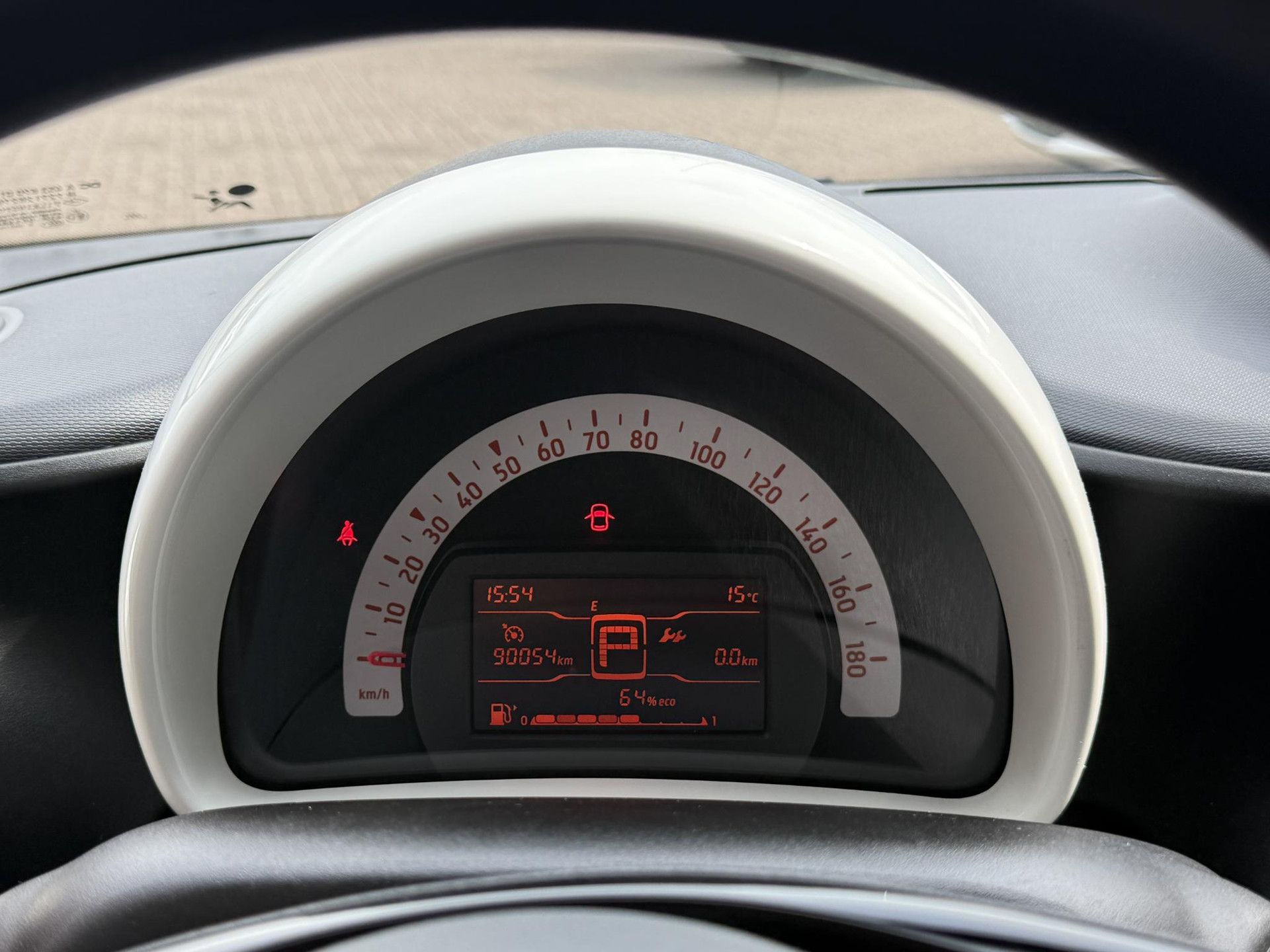 Smart Forfour met kenteken RK-021-L – dashboard