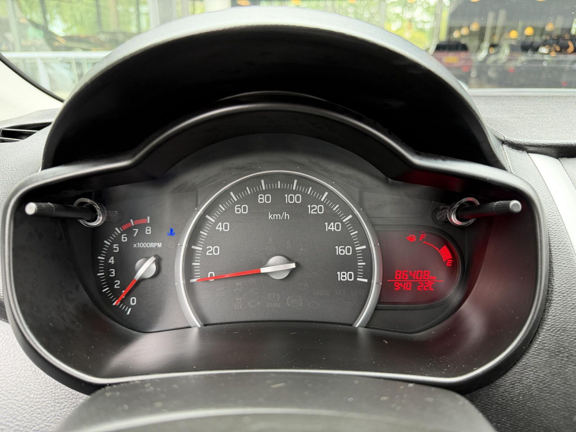 Suzuki Celerio met kenteken GS-754-P – dashboard