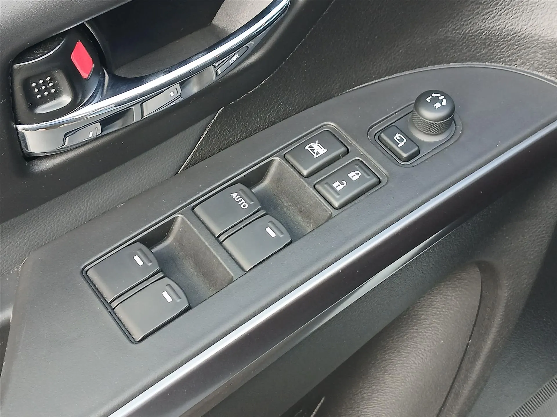 Suzuki S-Cross met kenteken KRB-31-Z – interieur