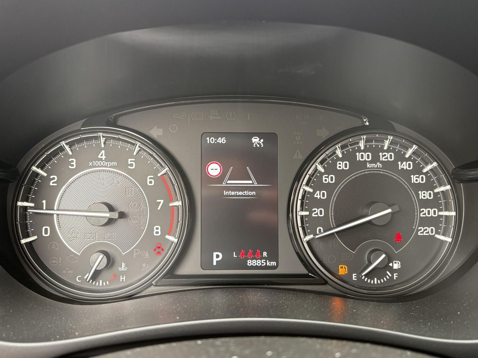 Suzuki S-Cross met kenteken KLT-40-D – detailfoto