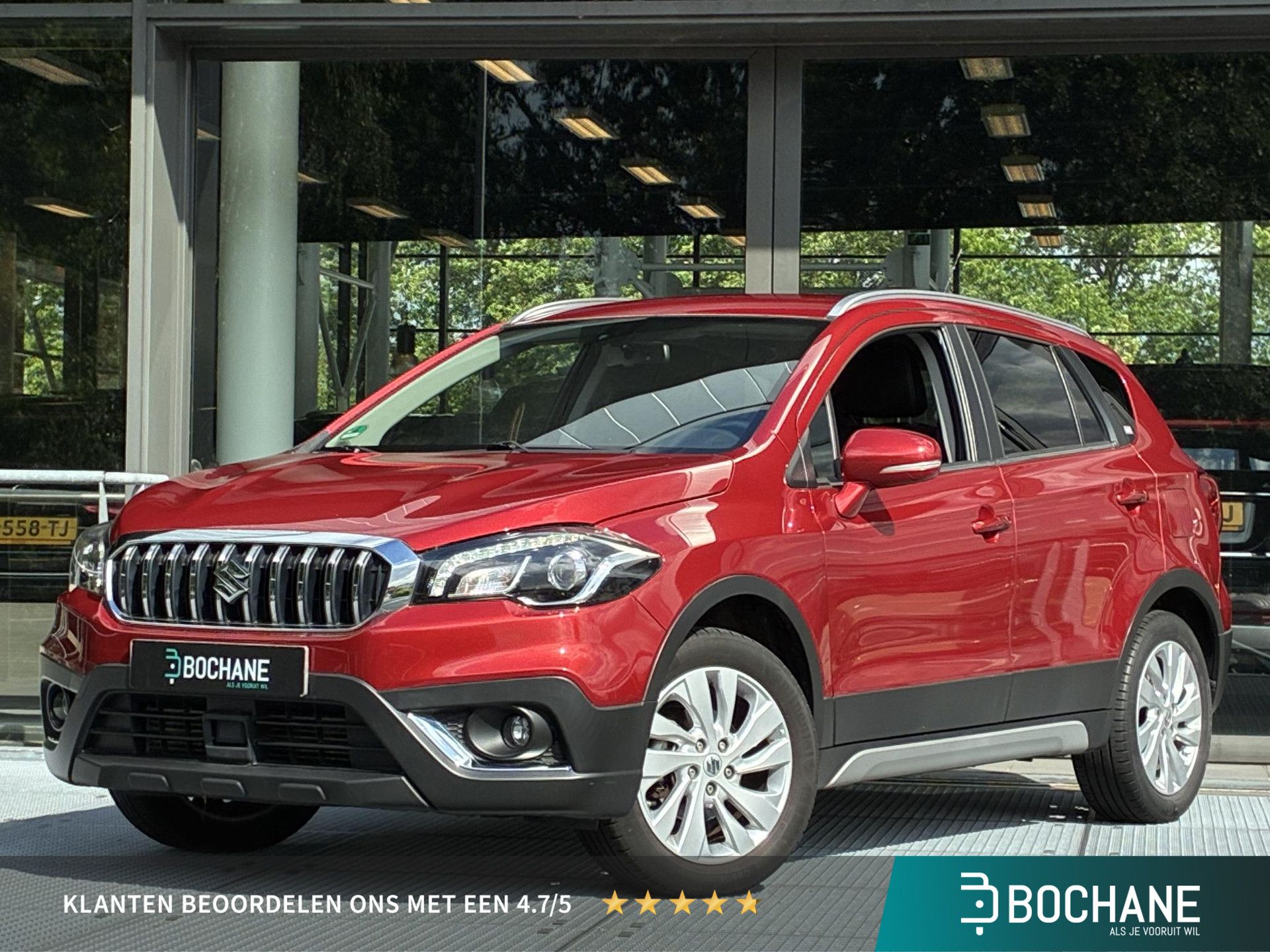 Suzuki S-Cross met kenteken L-496-TX – vooraanzicht