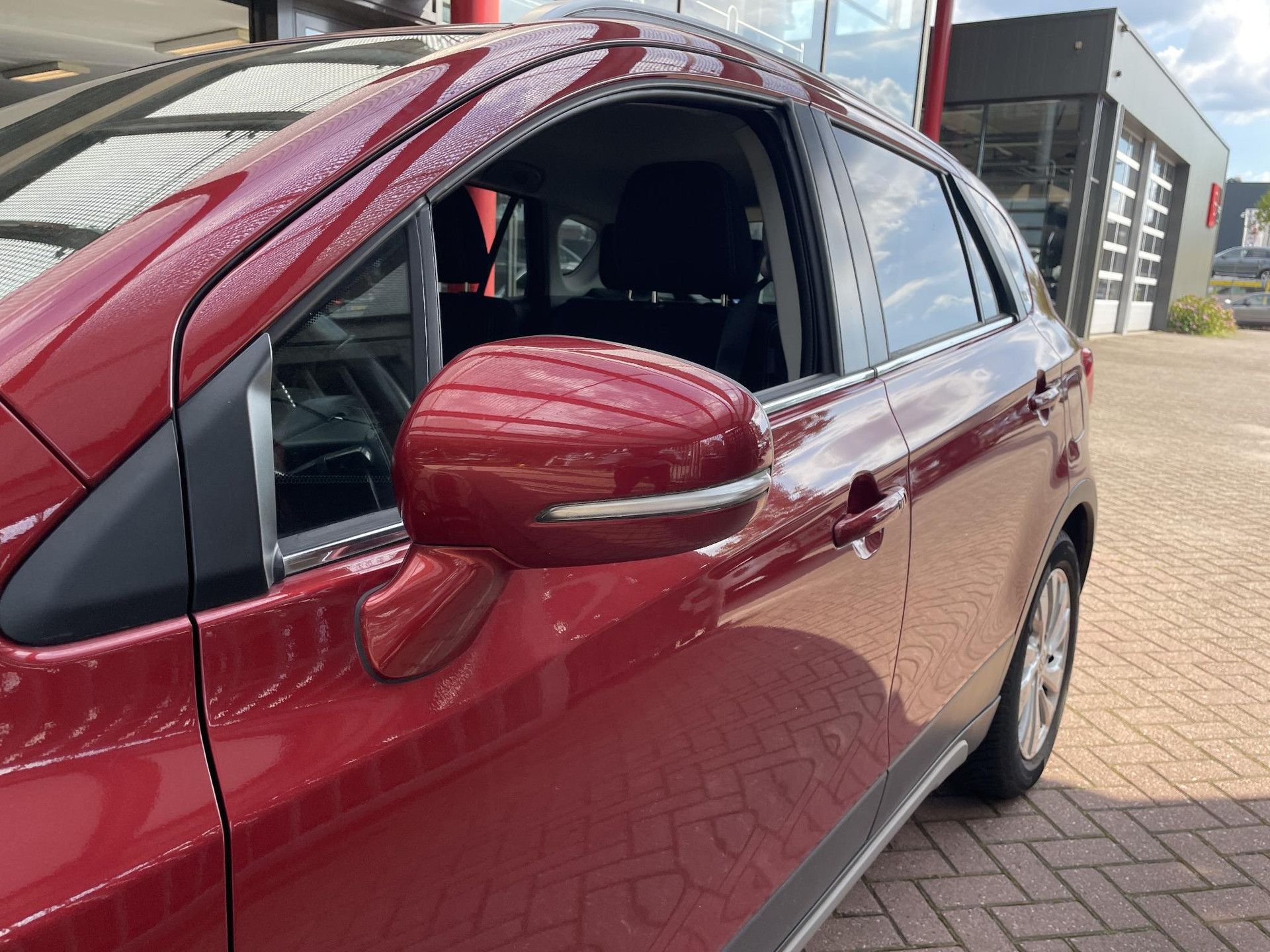 Suzuki S-Cross met kenteken XS-394-J – dashboard