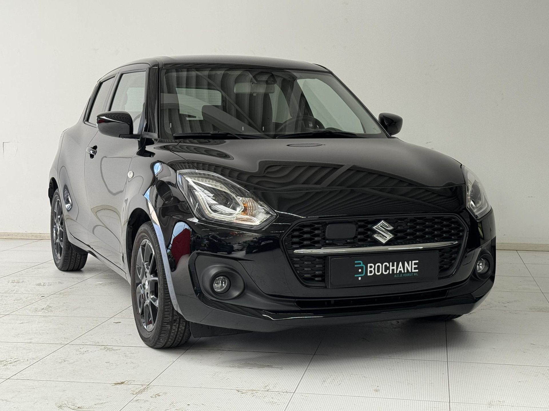 Suzuki Swift met kenteken S-225-LF – detailfoto