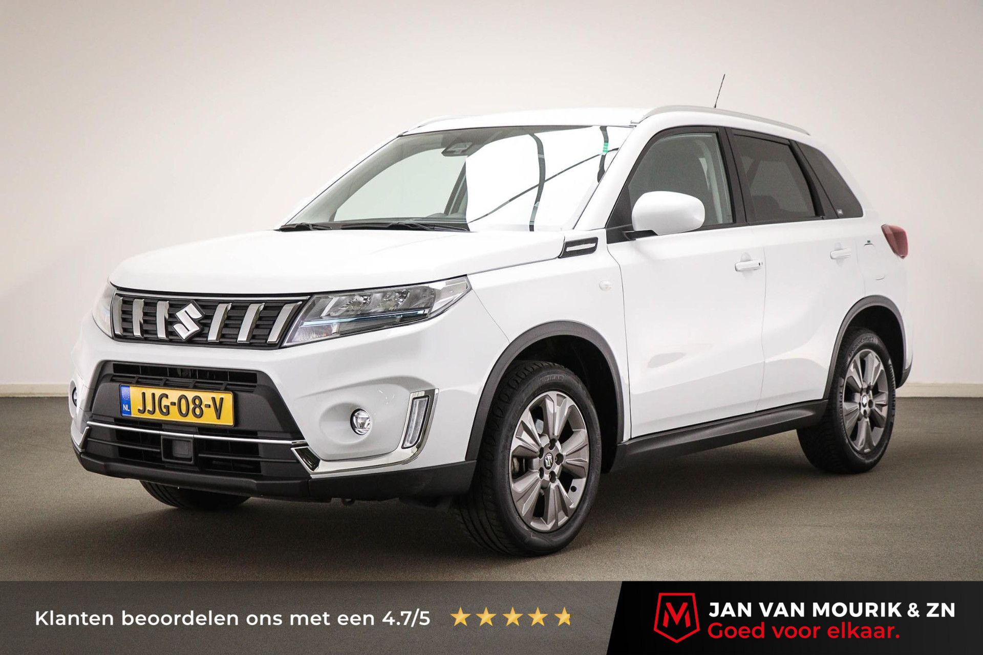 Suzuki Vitara met kenteken JJG-08-V – vooraanzicht