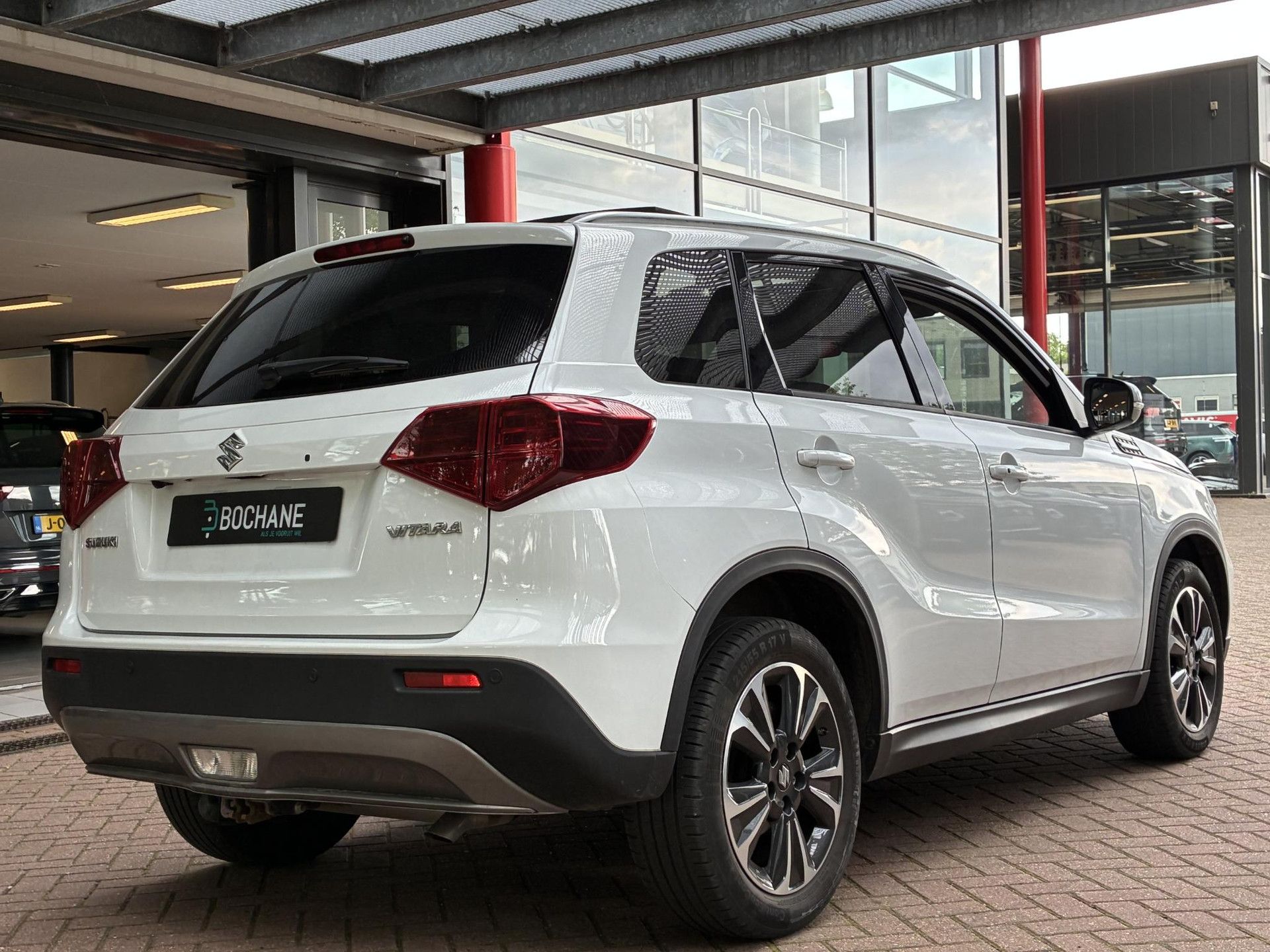 Suzuki Vitara met kenteken KJX-49-F – dashboard